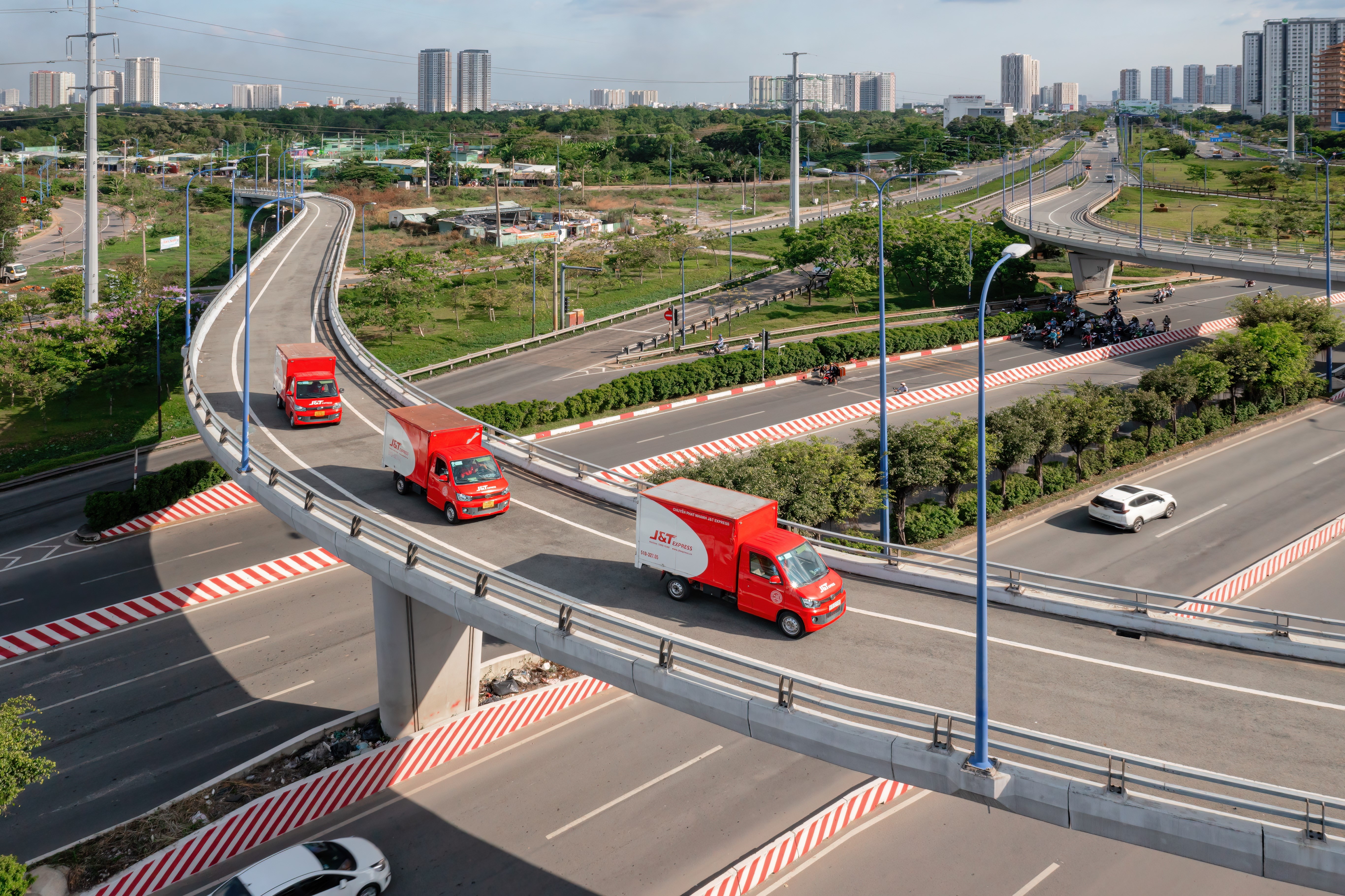 Dich vu chuyen phat anh 2