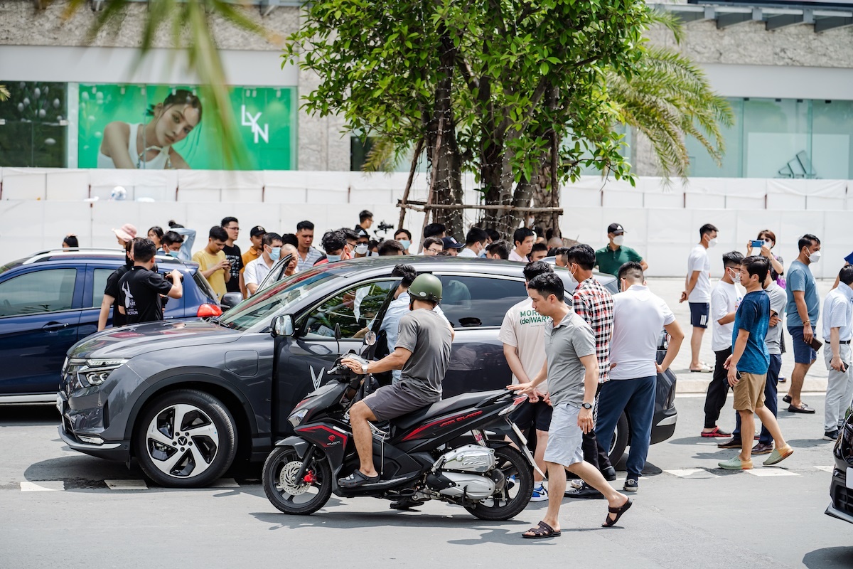 Nha xanh xe dien,  VF 8 anh 4