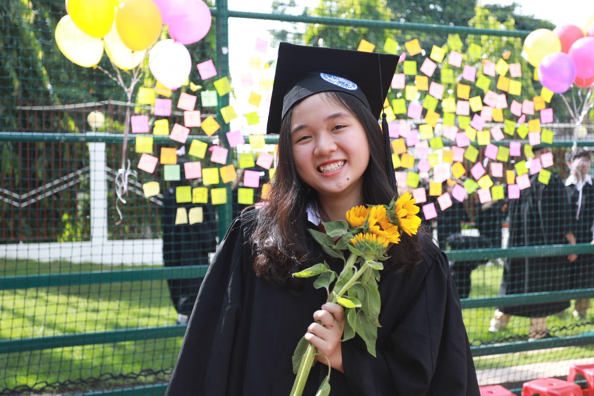 Chan dung co ban thuoc top 3 hoc sinh co diem thi cao nhat TP.HCM hinh anh