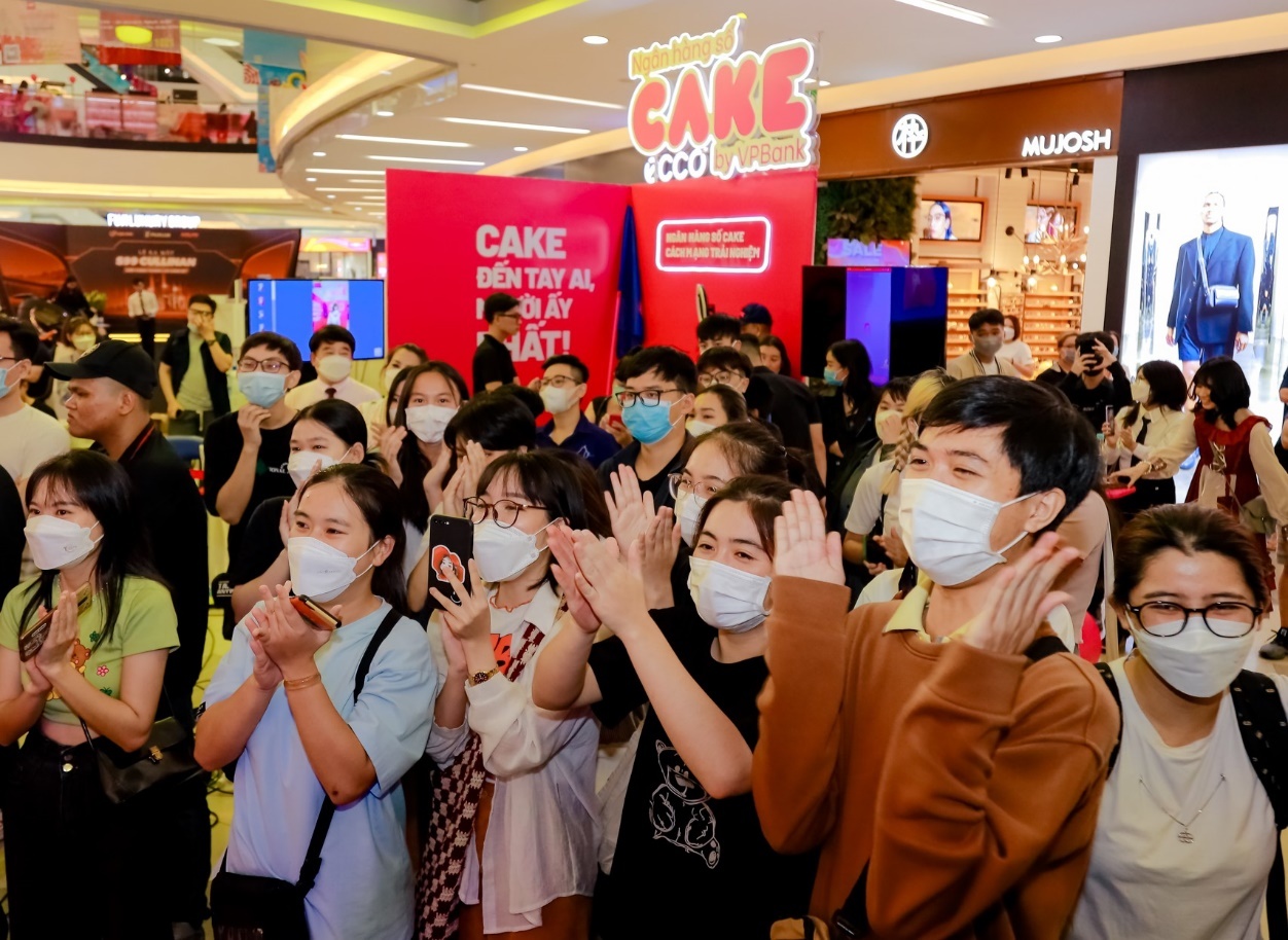 Ngan hang so Cake mang den trai nghiem tai chinh soi dong cho Gen Z hinh anh
