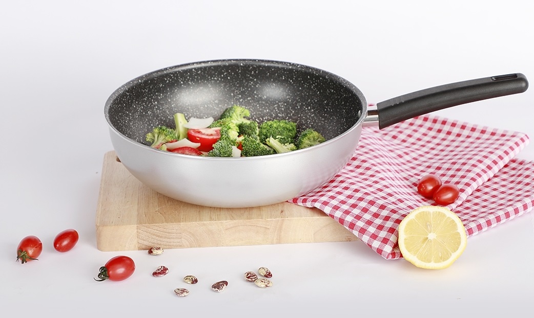 8.8 sieu sale giam 50%,  Shopee anh 4