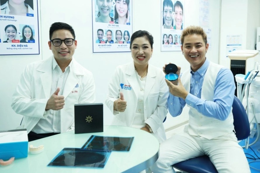 Thanh Duy 'trung tu' ve ngoai tai Benh vien Rang Ham Mat Tham my Paris hinh anh