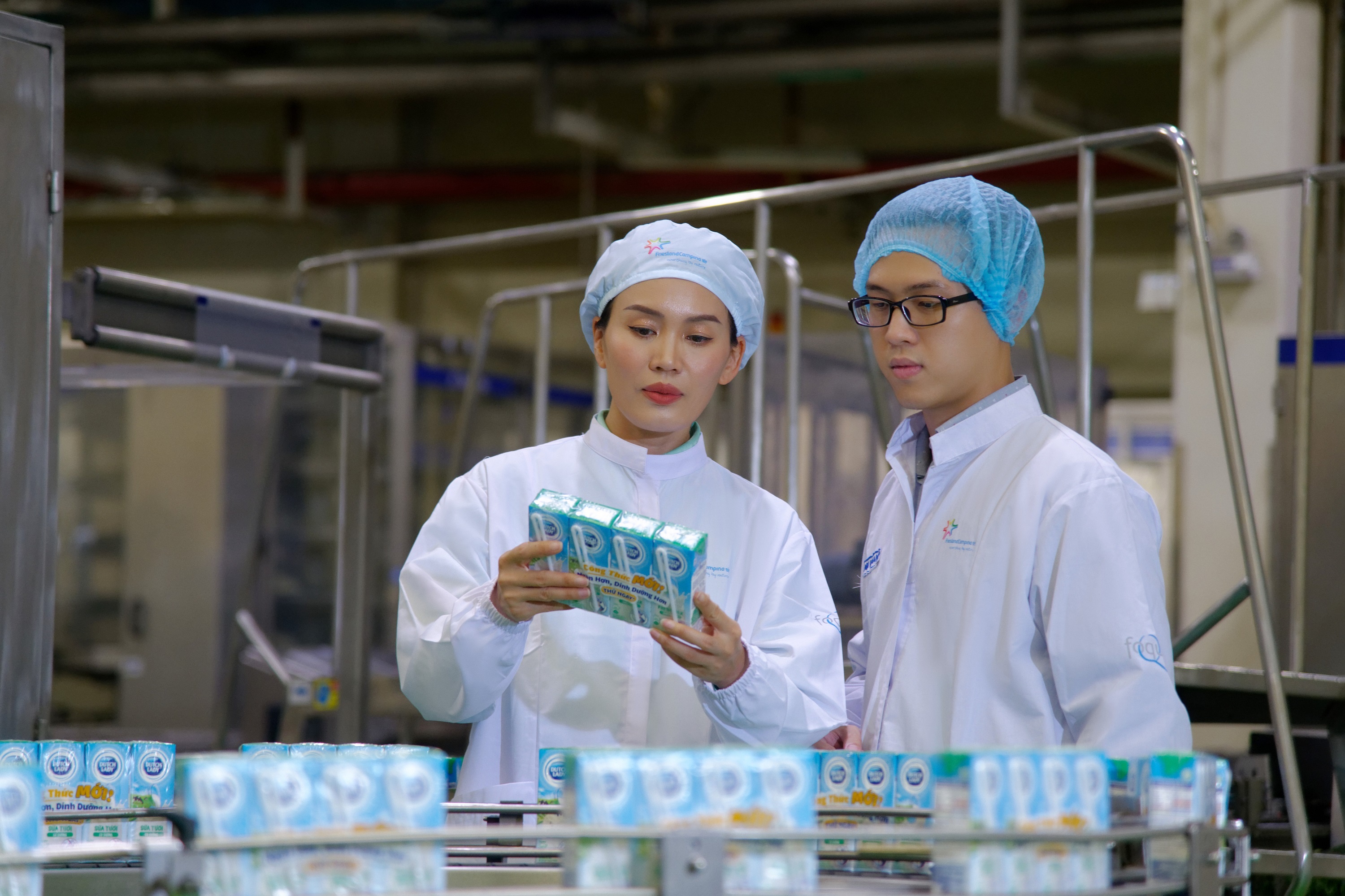 Co Gai Ha Lan anh 11