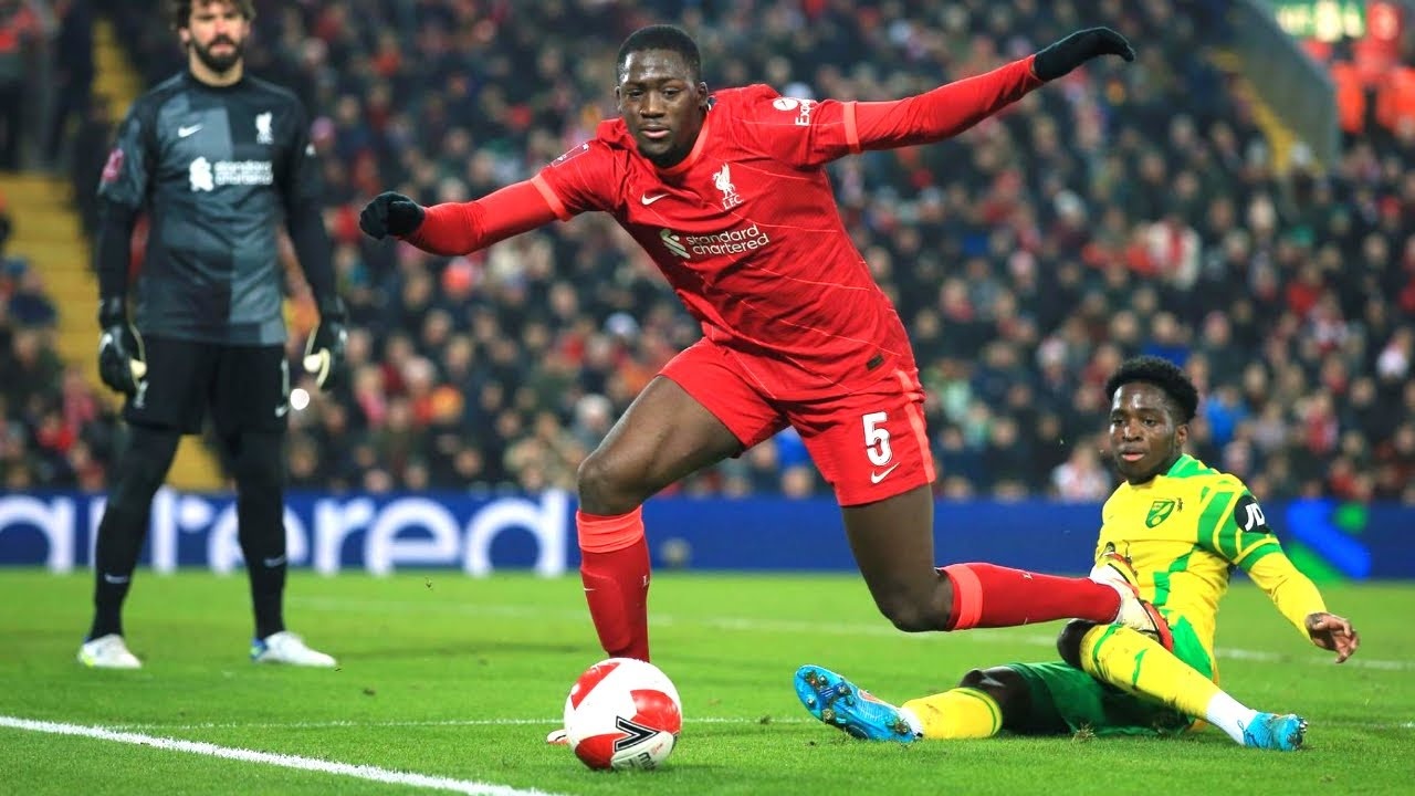 Xem Manchester City tranh dia bac voi Liverpool tren FPT Play hinh anh