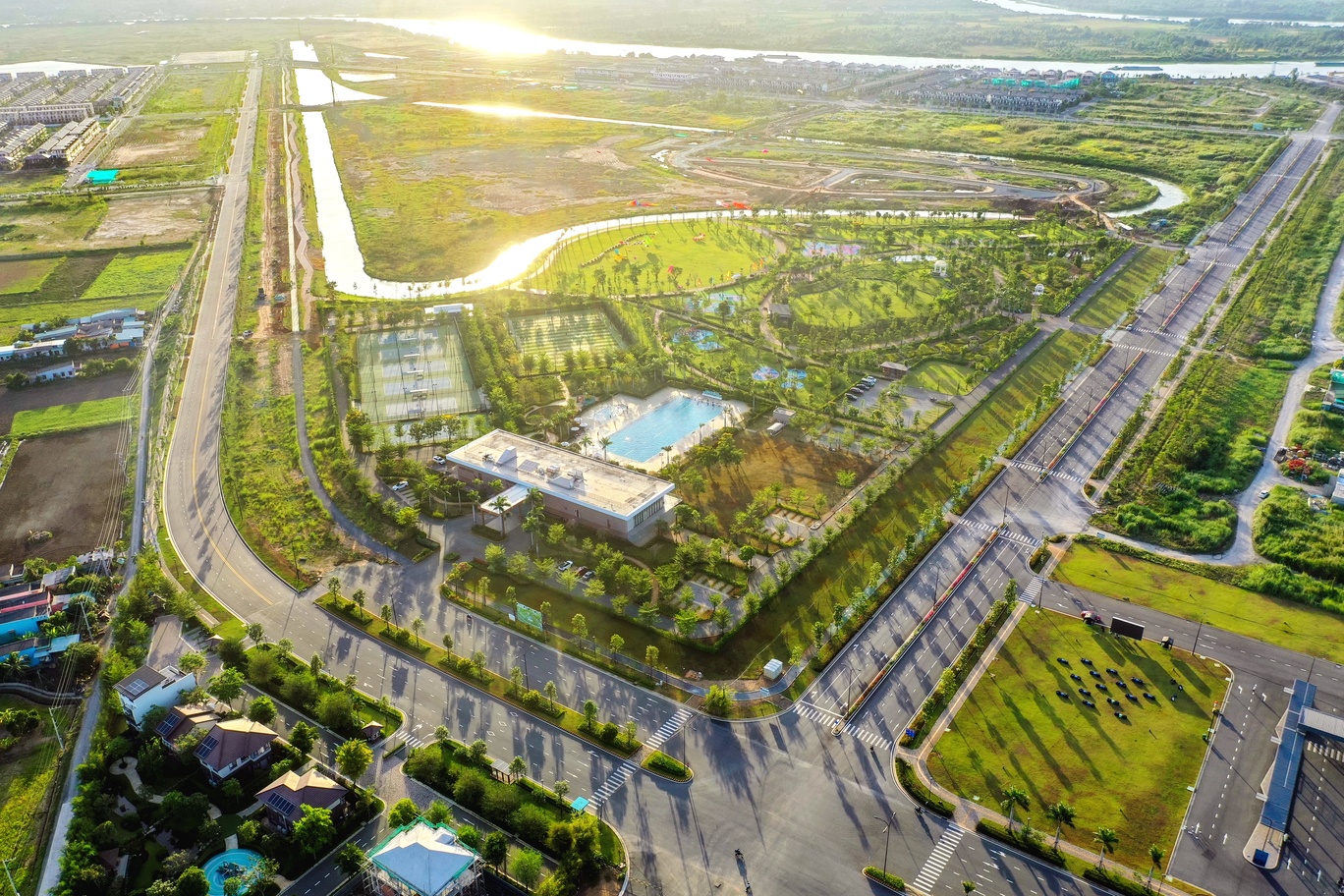 Buc tranh kinh te Long An thu hut gioi dau tu dia oc hinh anh