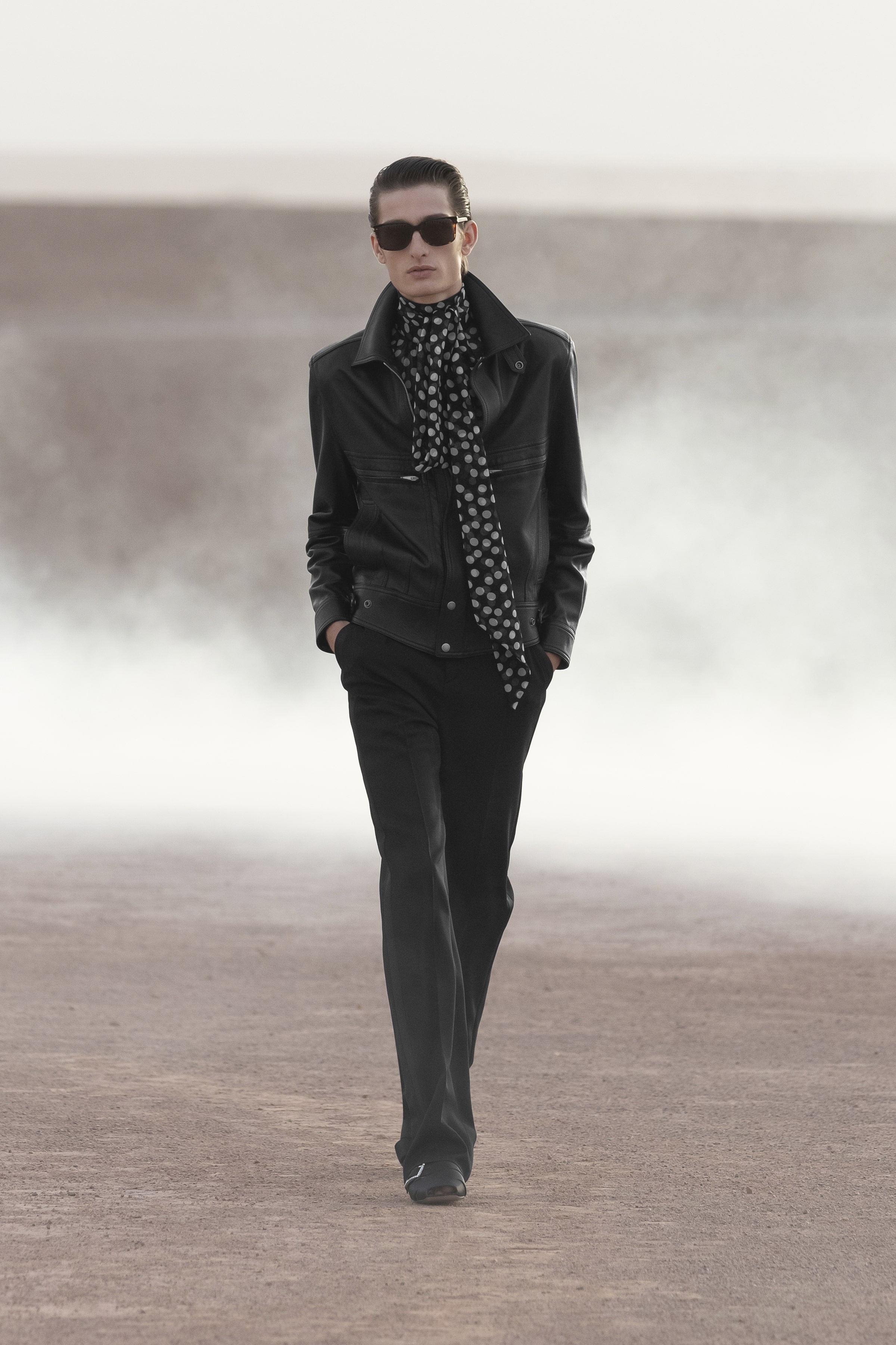 Thoi trang Saint Laurent anh 4