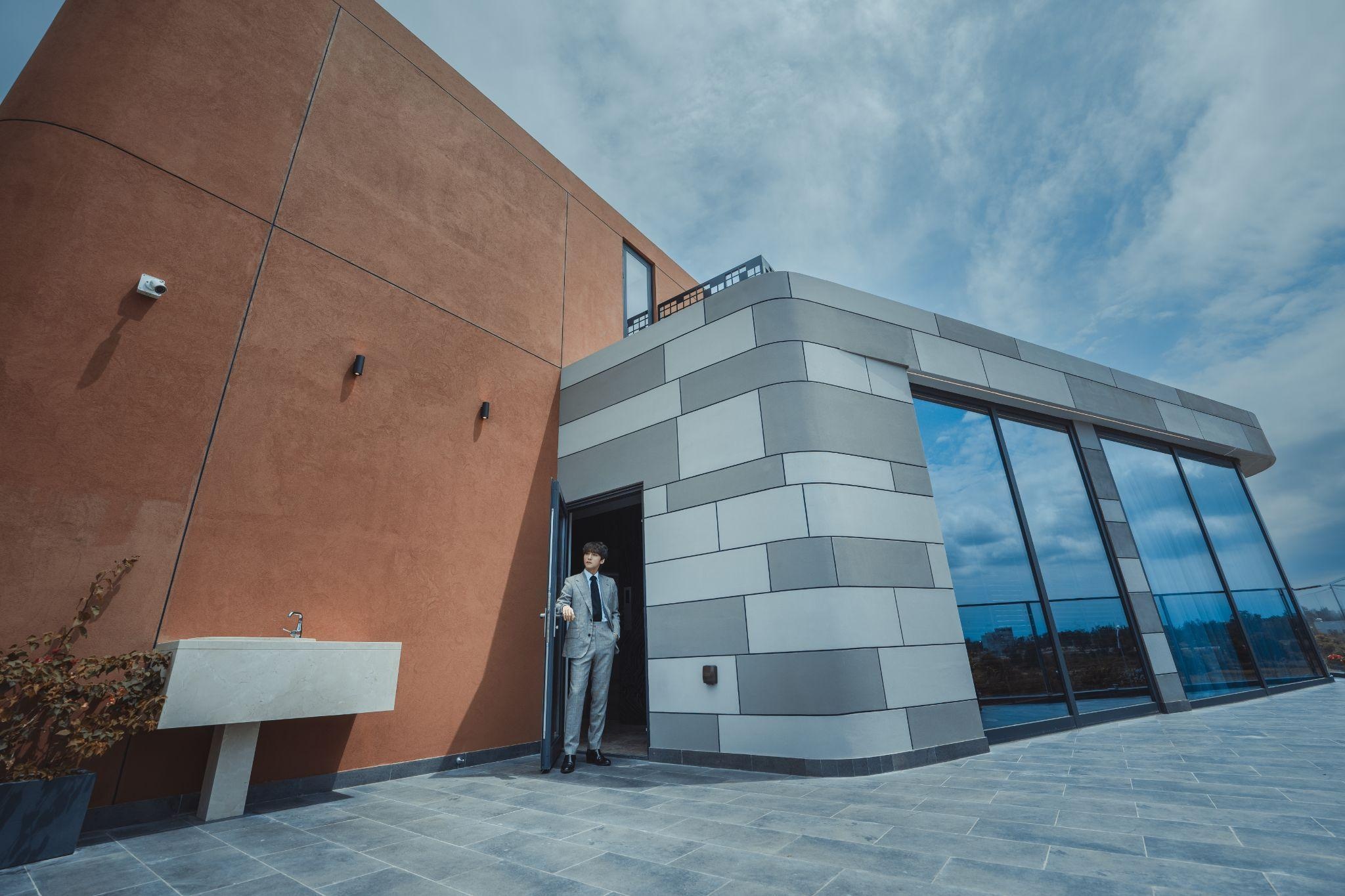 Can canh biet thu trieu USD Regal Victoria cua Son Tung M-TP hinh anh