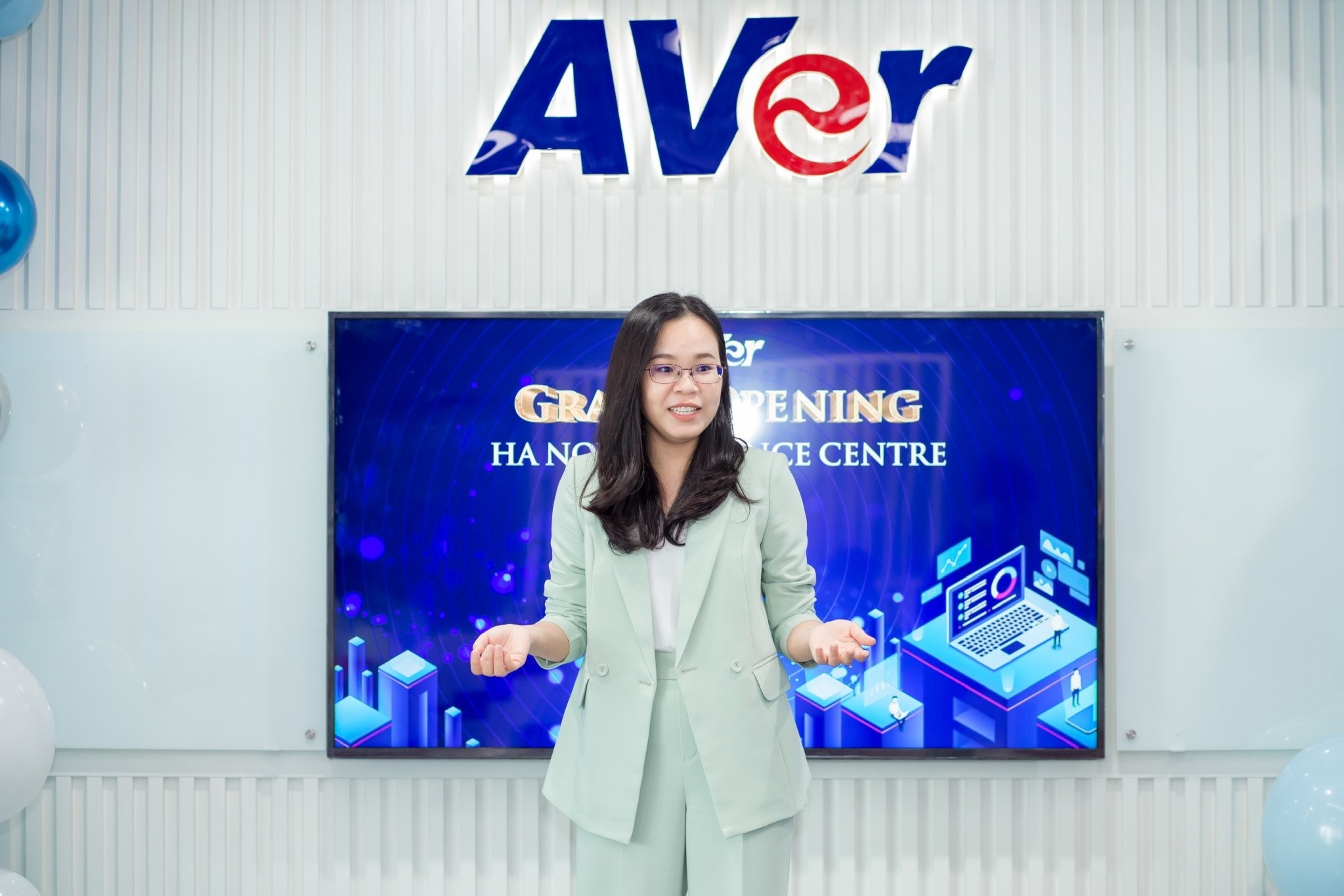 Cong nghe hop truc tuyen anh 1