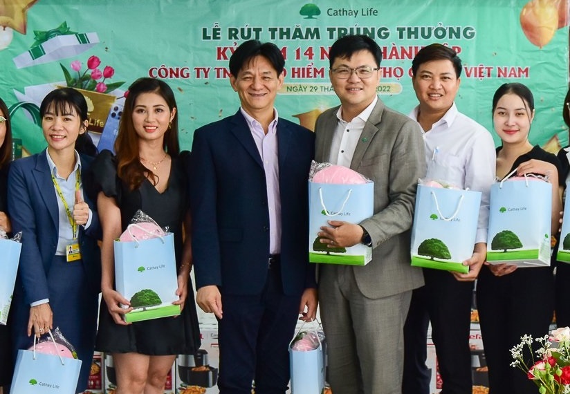 Cathay Viet Nam cong bo ket qua khuyen mai mung sinh nhat 14 tuoi hinh anh