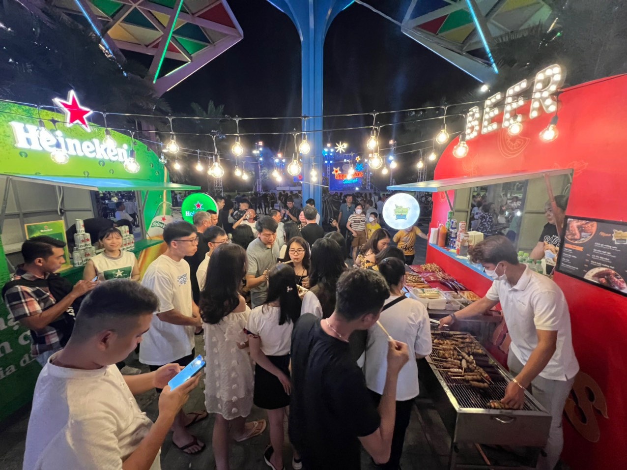 pho bia Tay Beeravans anh 4