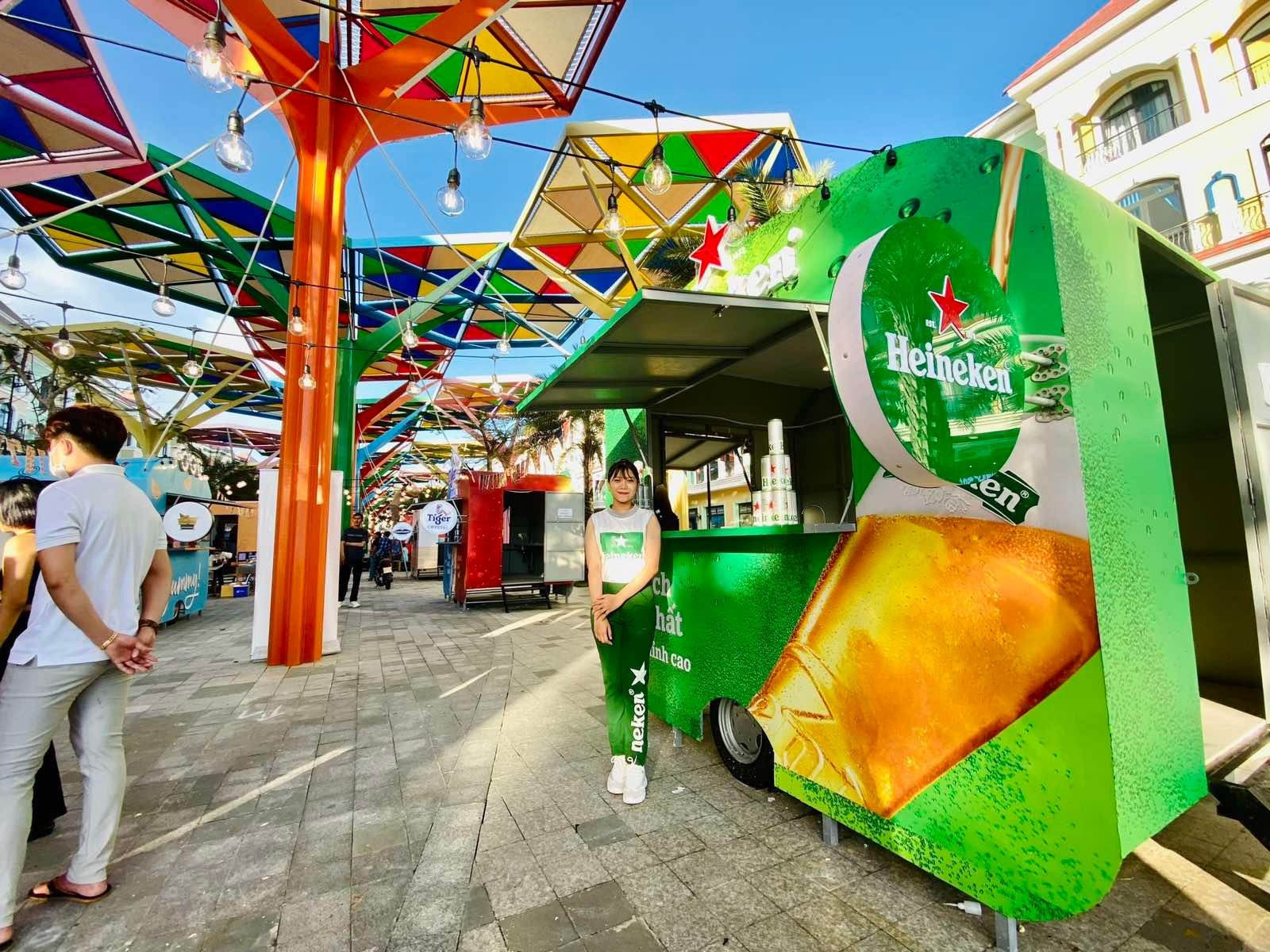 pho bia Tay Beeravans anh 5