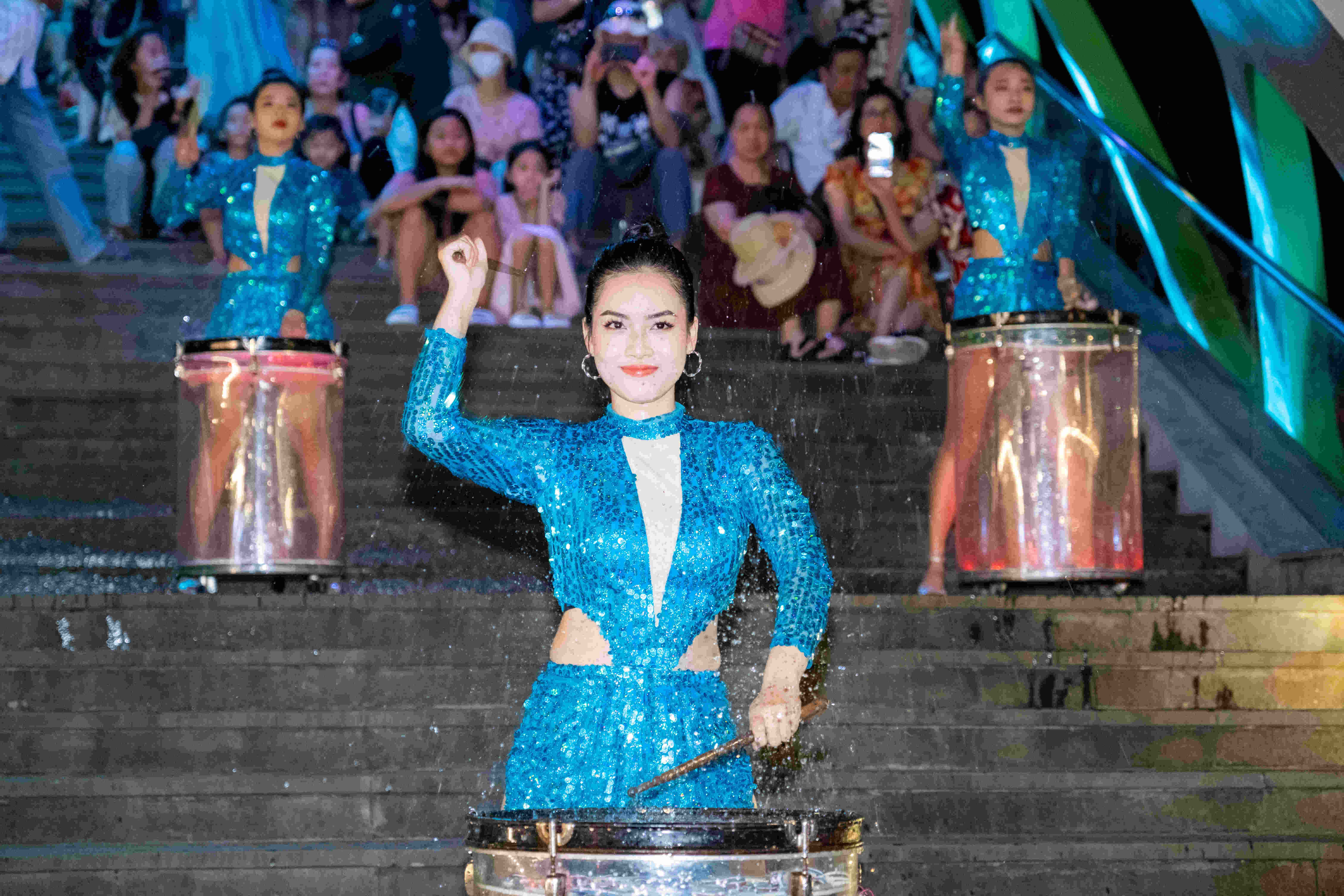 pho bia Tay Beeravans anh 9