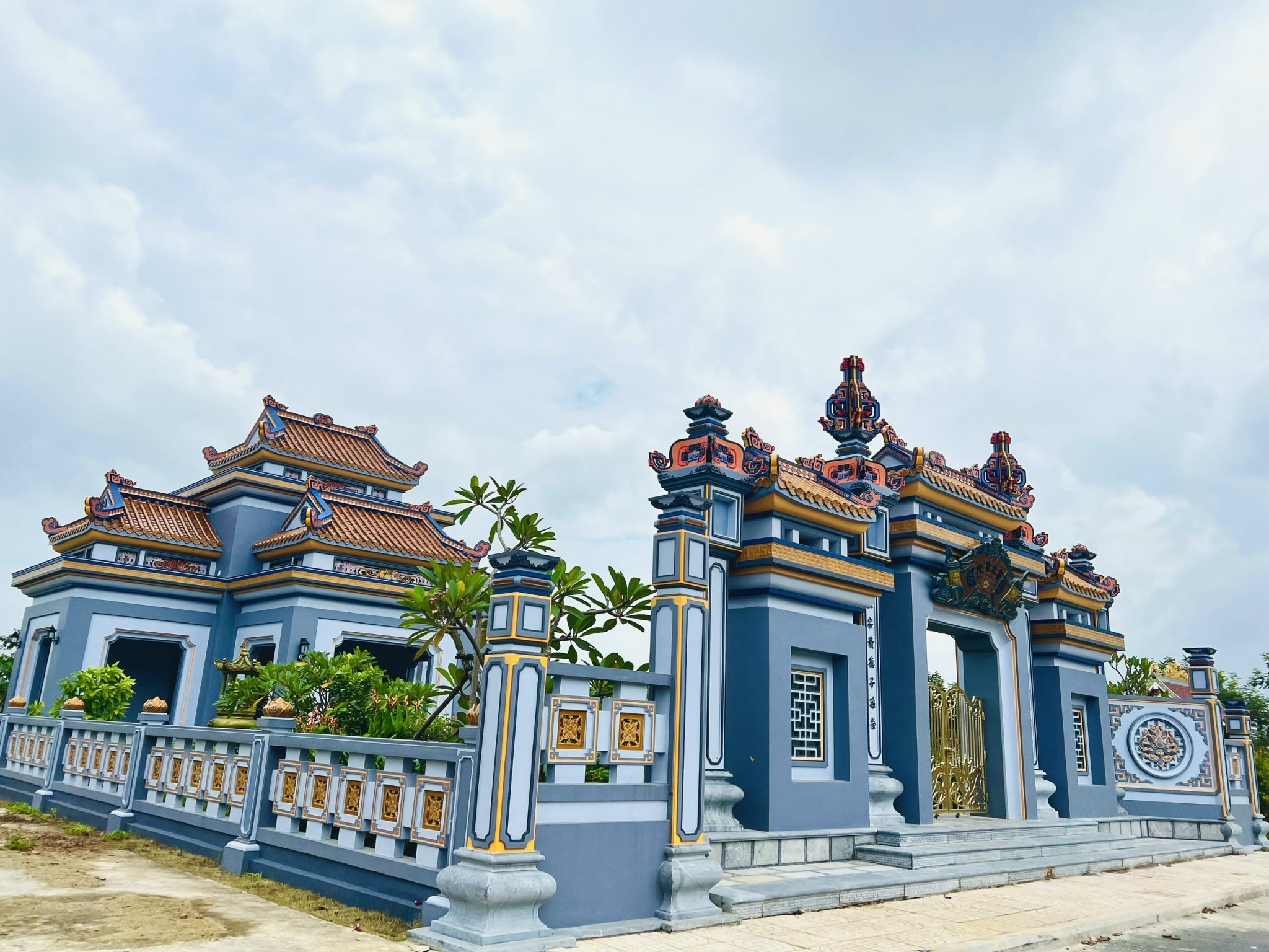 hoa vien Binh An,  Hieu dao gia toc - Phuc loc ngan doi anh 3