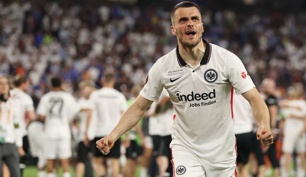 Super Cup 2022,  FPT Play anh 3