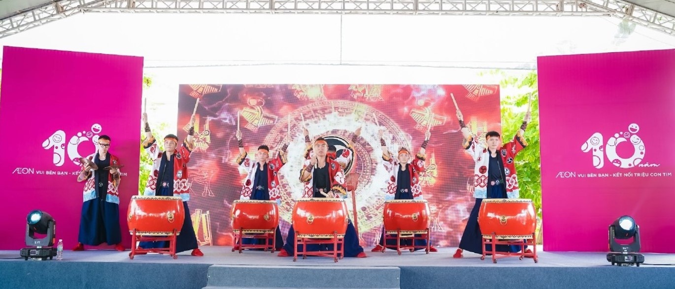 Giai chay AEON Ekiden anh 4