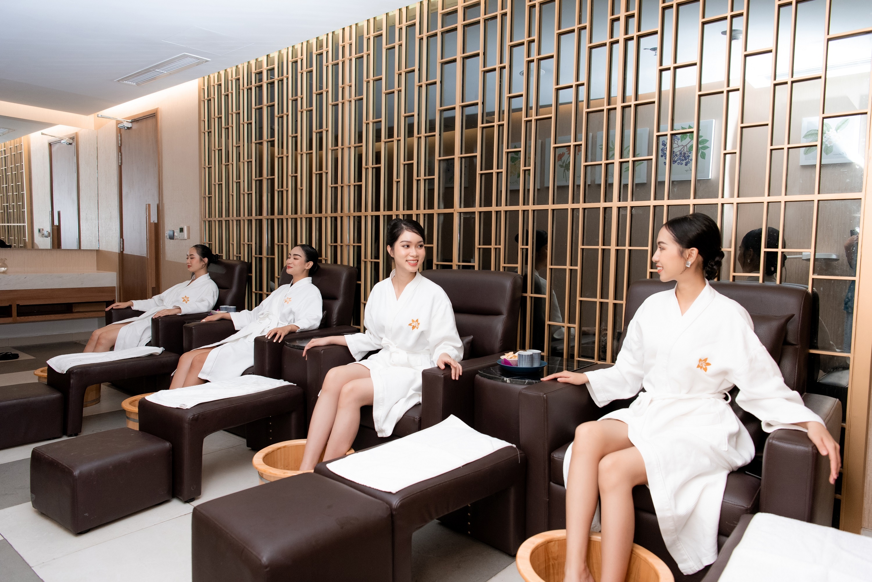 cuoc thi nhan sac,  thanh pho bien anh 4