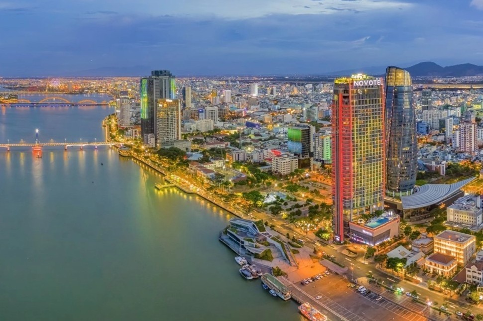 Dia oc Da Nang bat nhip xu huong BDS ven song cao cap hinh anh