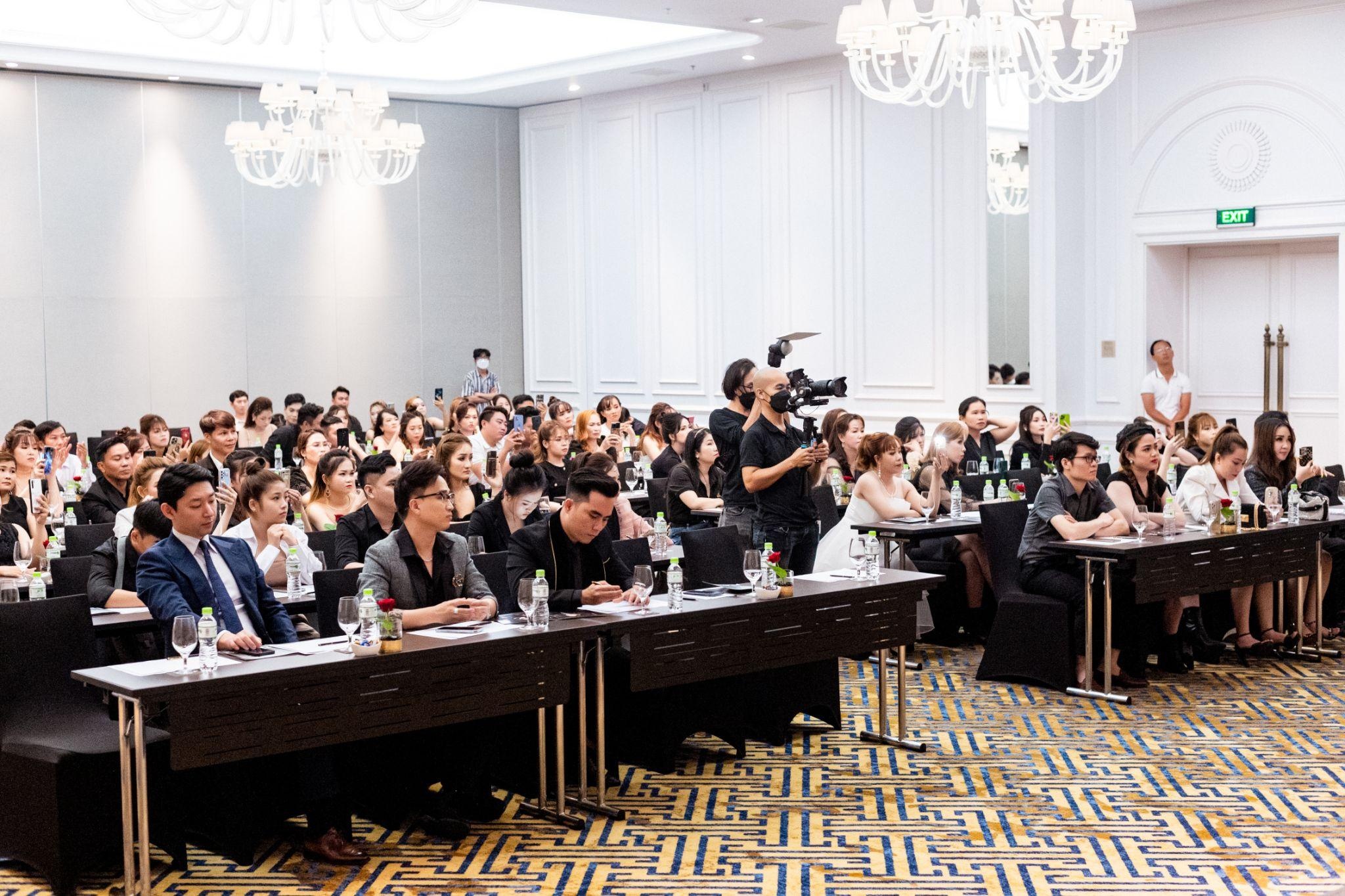 Bao Anh,  dau goi anh 4