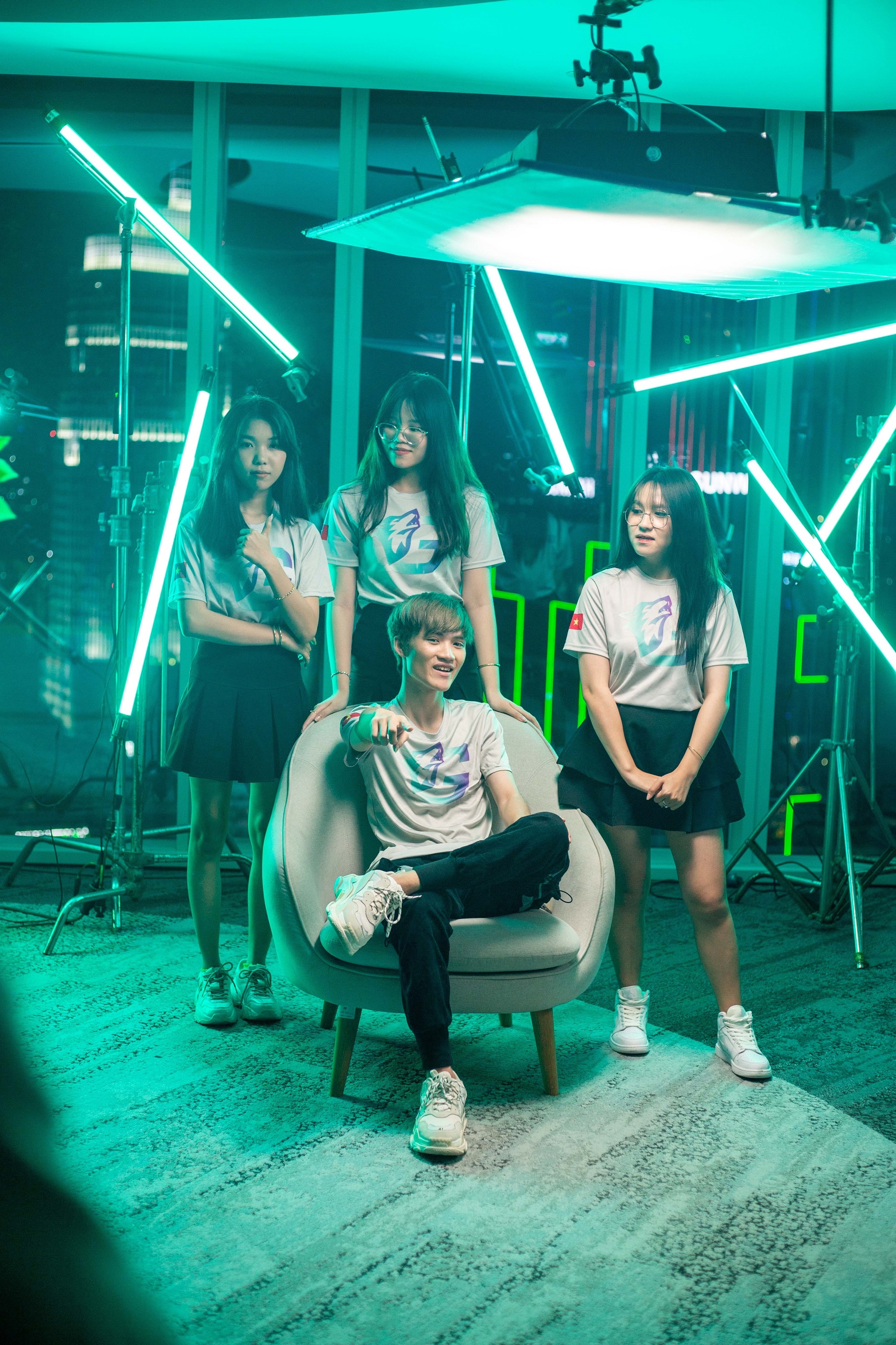 gaming houses,  game thu anh 3