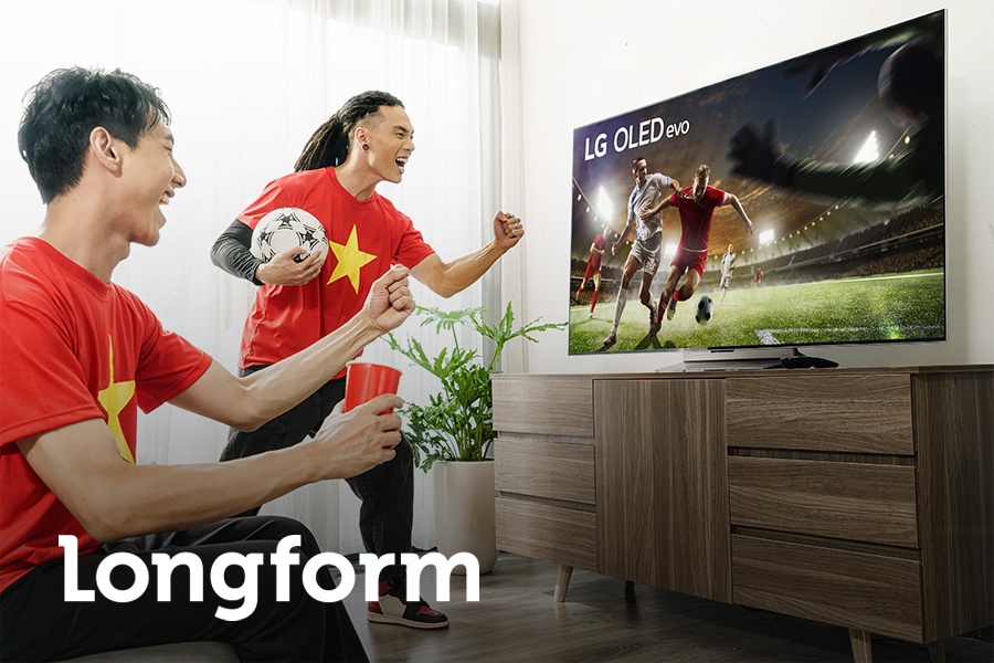 Mang san co, rap chieu phim ve nha voi TV LG OLED evo hinh anh