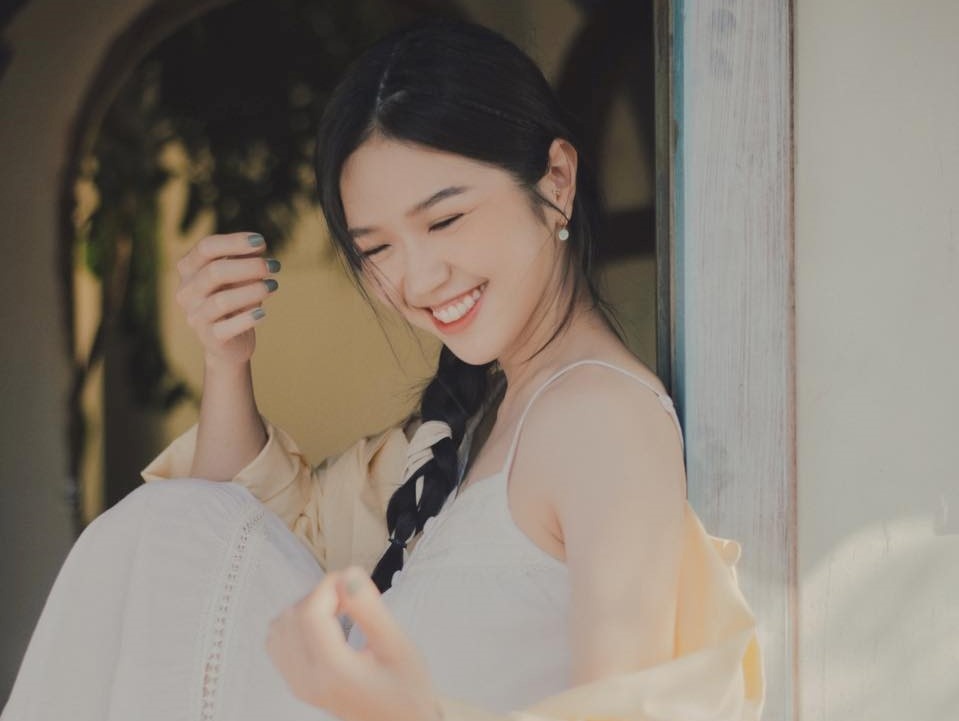 Nu ca si gay chu y khi lam moi hit 17 nam truoc cua Luong Bich Huu hinh anh