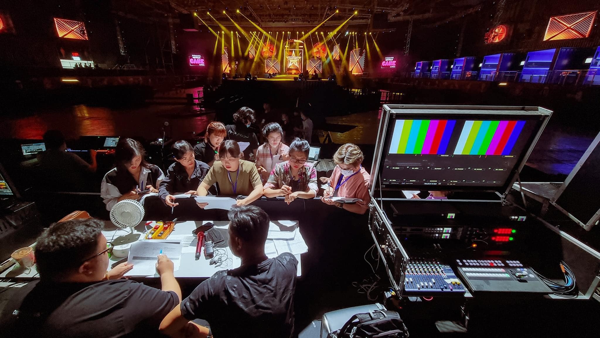 chat luong nhan su,  nganh truyen thong anh 2