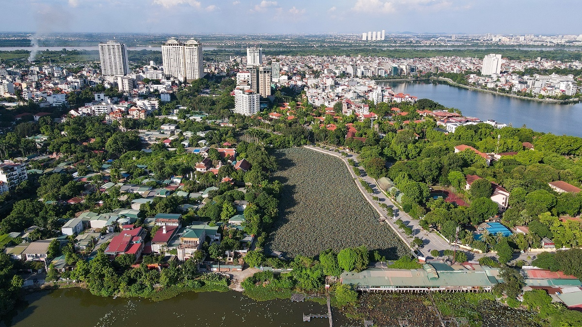 Ho Tay thieu khong gian cong dong hinh anh