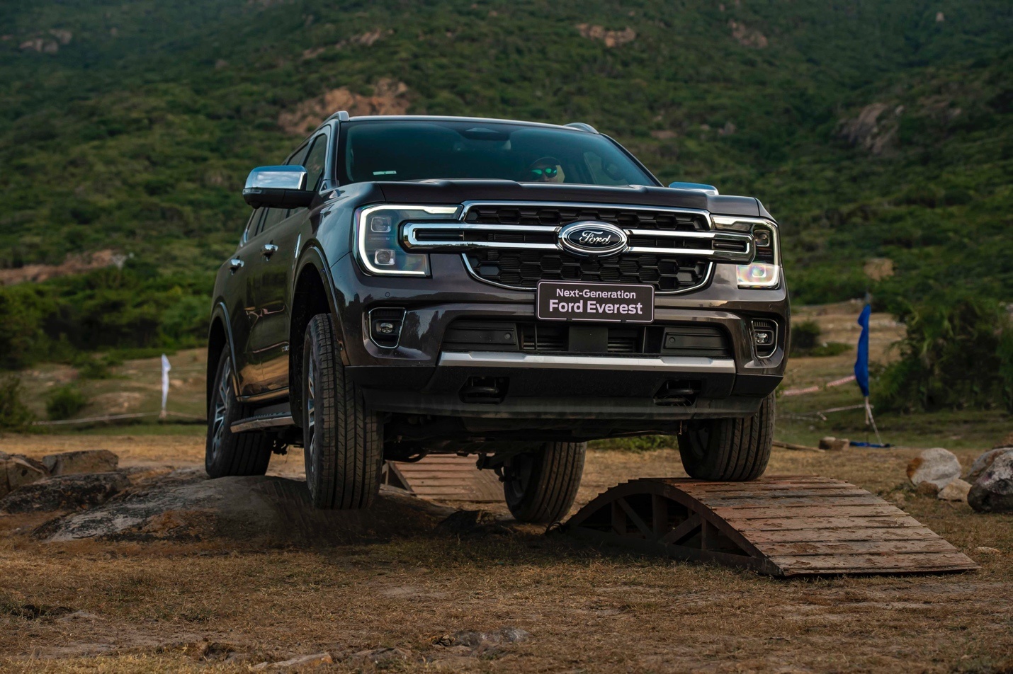 Ford Everest,  SUV anh 5