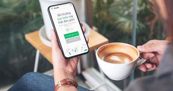 Manulife tien loi hoa dich vu bao hiem thong qua nen tang MoMo hinh anh