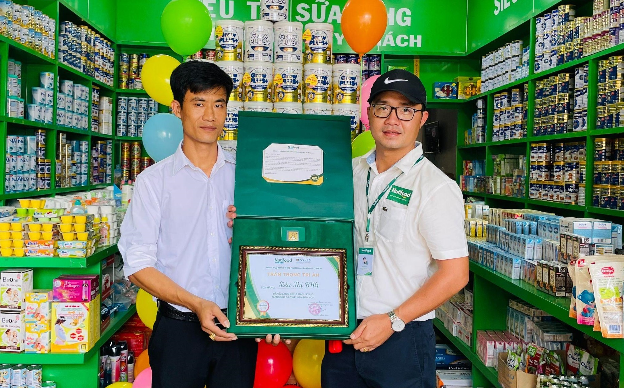 Nutifood GrowPLUS+ trien khai chien dich tri an cua hang xuat sac hinh anh