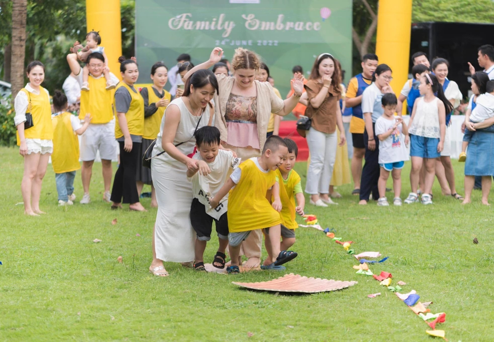 Kiem dinh giao duc anh 1