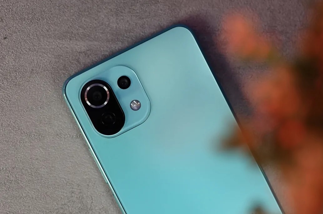 Xiaomi 11 Lite 5G NE ra mat phien ban xanh bac ha hinh anh