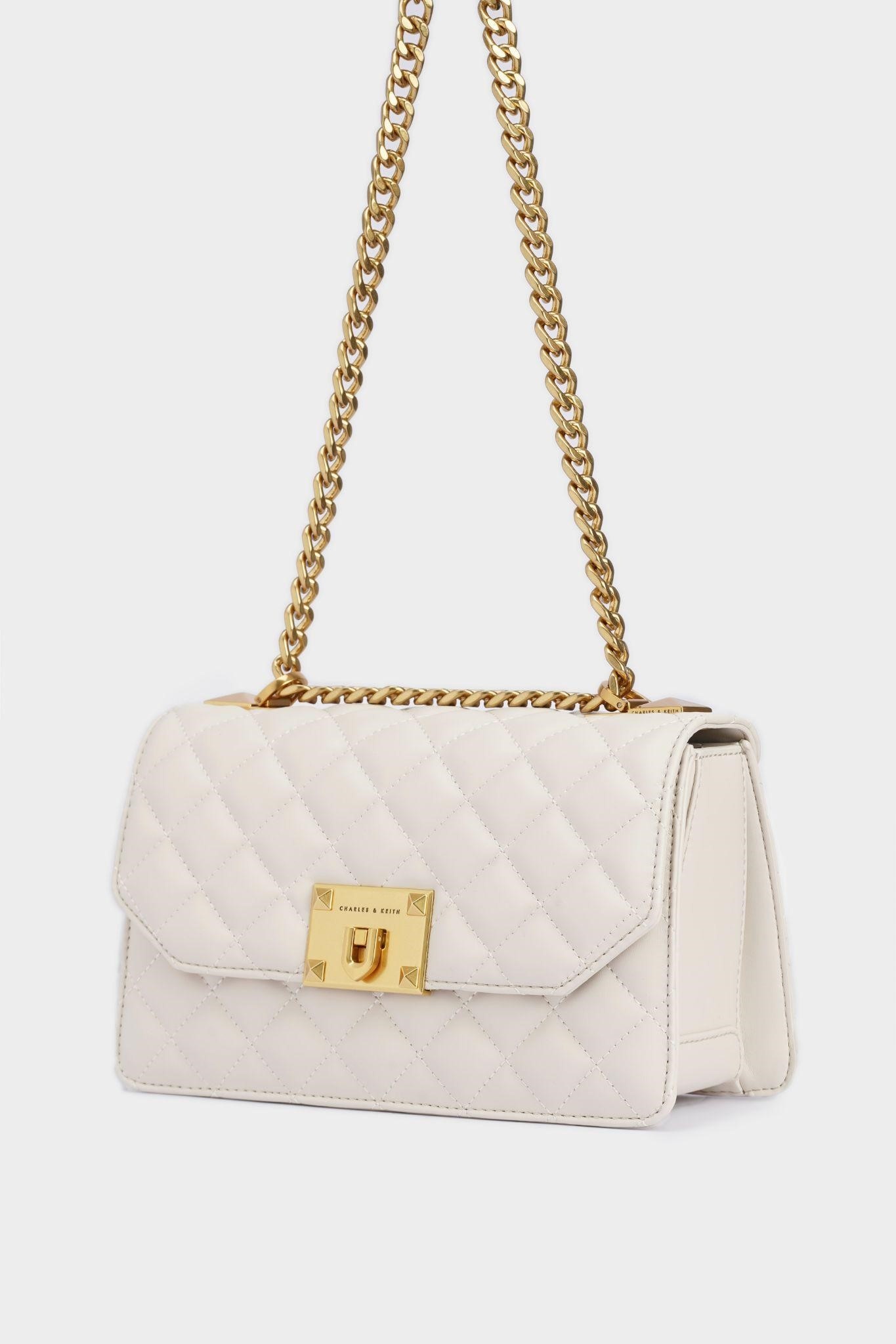Charles & Keith ảnh 8 Charles & Keith anh 8