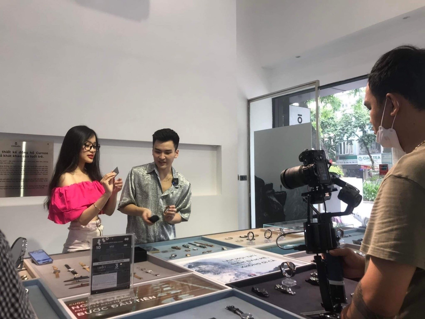 Livestream O2O anh 4