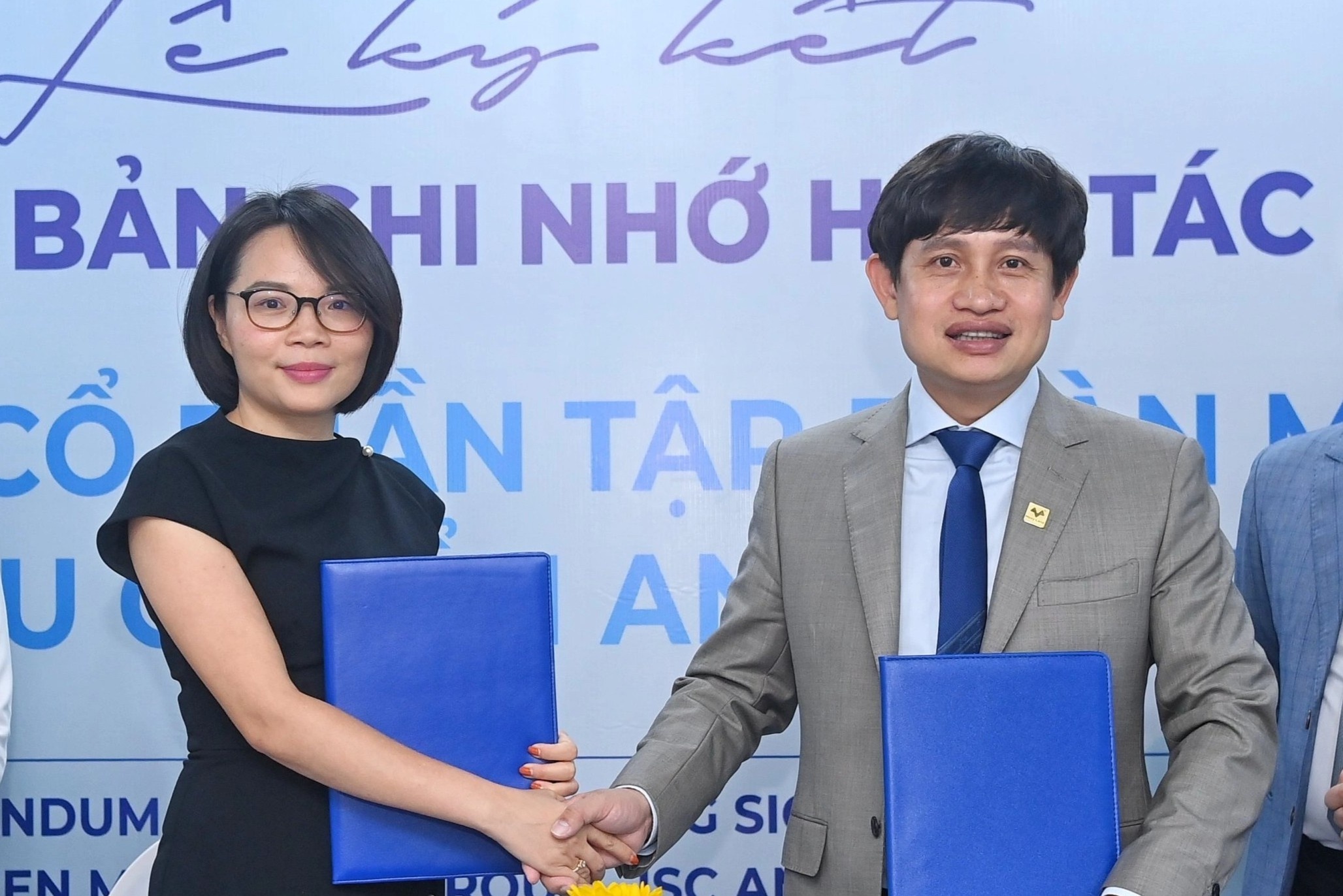 Meey Land hop tac dao tao cung Vien Tieu chuan Anh BSI Viet Nam hinh anh