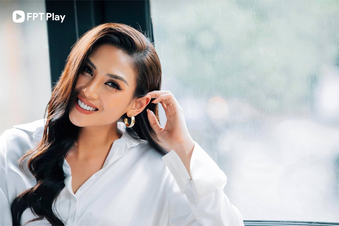 Vo Hoang Yen,  Le Duong Bao Lam anh 1