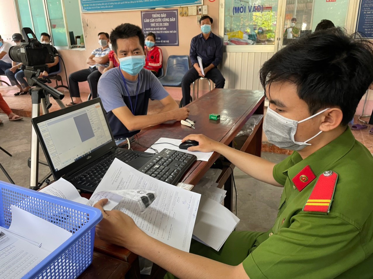 Zalo,  can cuoc cong dan anh 1