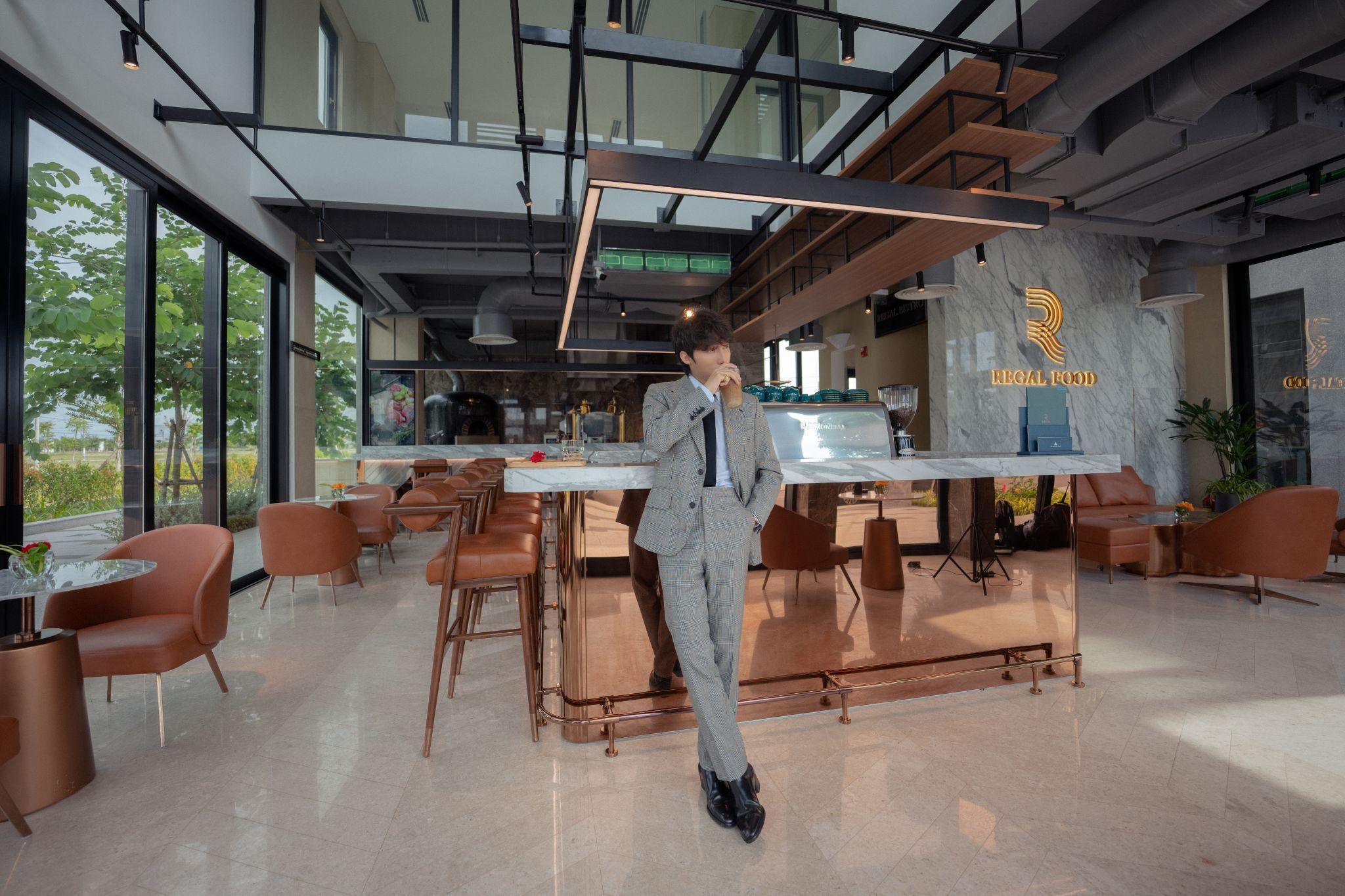 Regal Food Victoria,  Dat Xanh Mien Trung anh 2