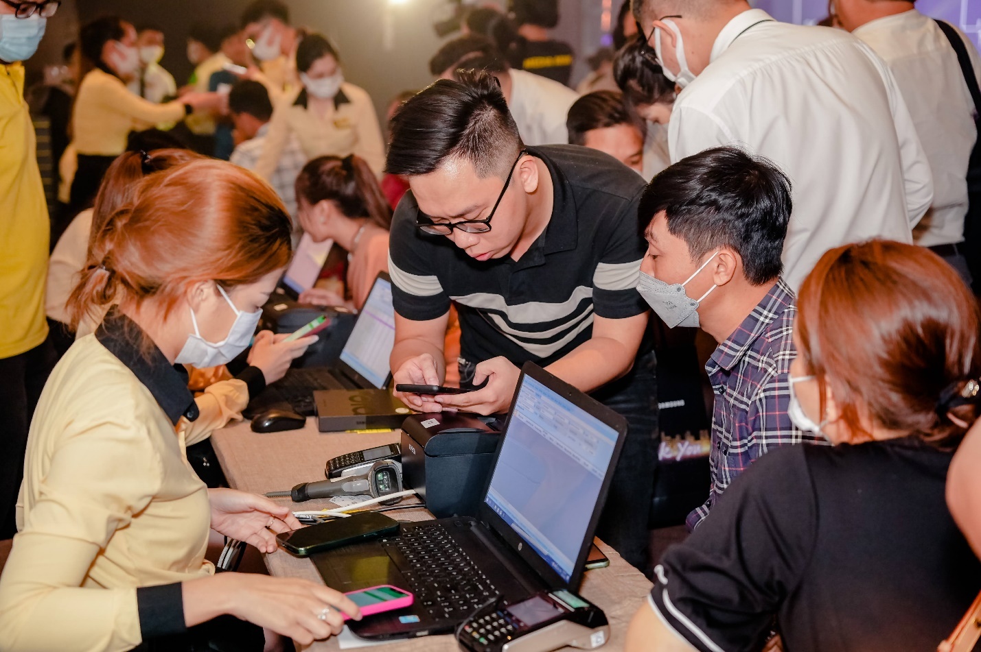 Thế Giới Di Động, Samsung ảnh 2 The Gioi Di Dong, Samsung anh 2