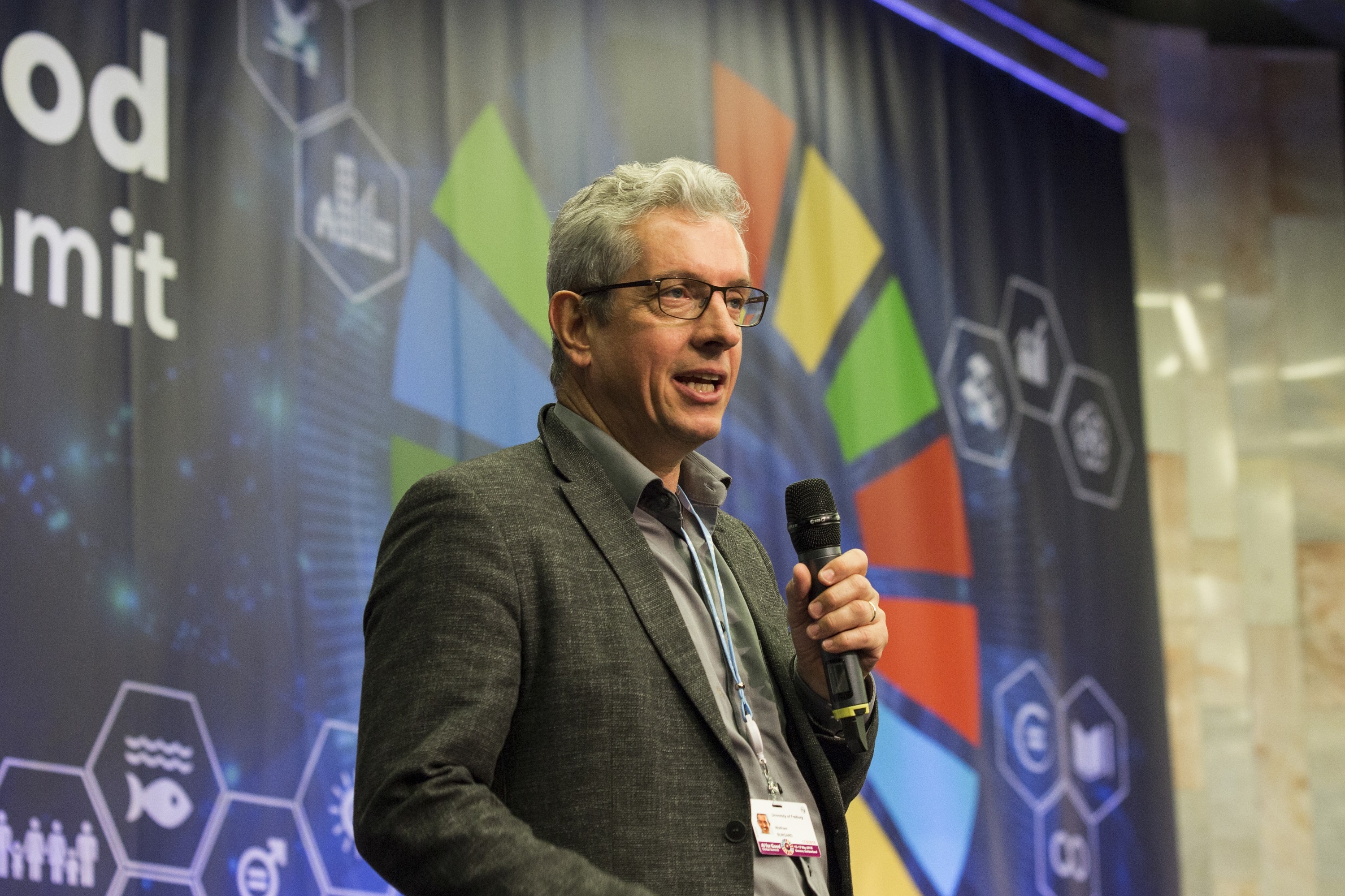 Dan dien gia noi tieng the gioi den Viet Nam du AI Day 2022 hinh anh