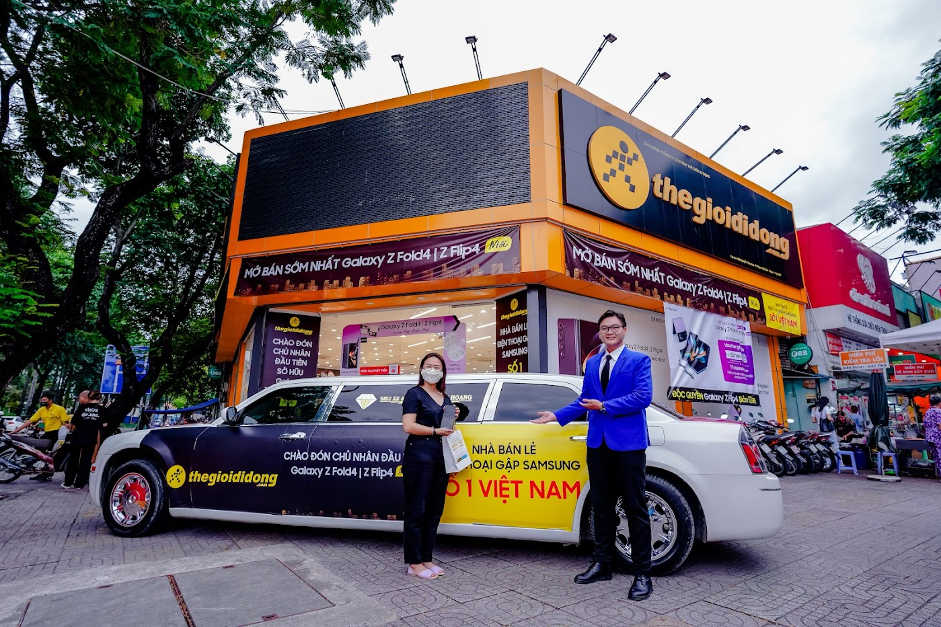 Z Flip4 gia bao nhieu,  gia Z Fold4 anh 12