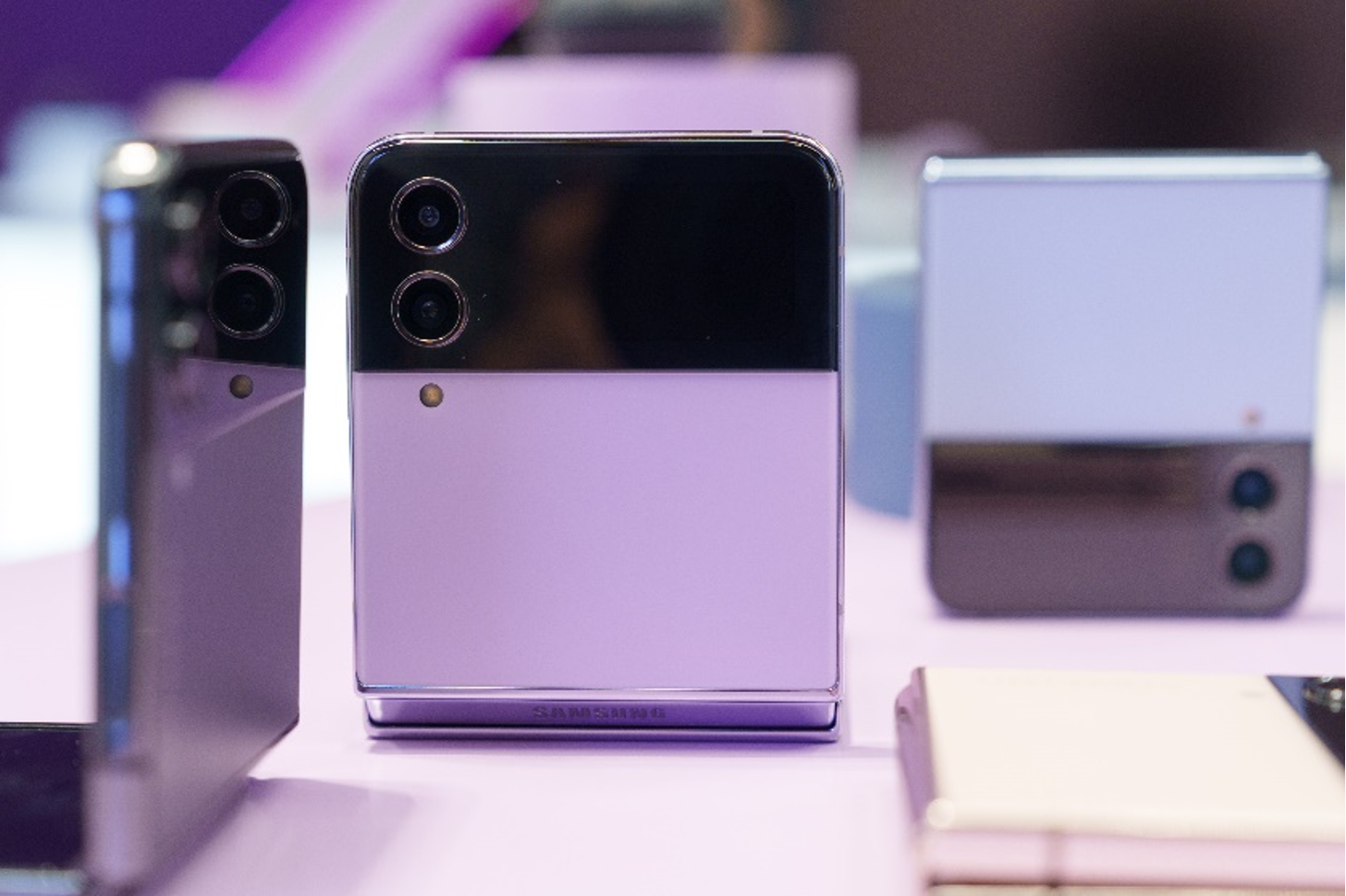 Galaxy Z Flip4 ảnh 4 Galaxy Z Flip4 anh 4