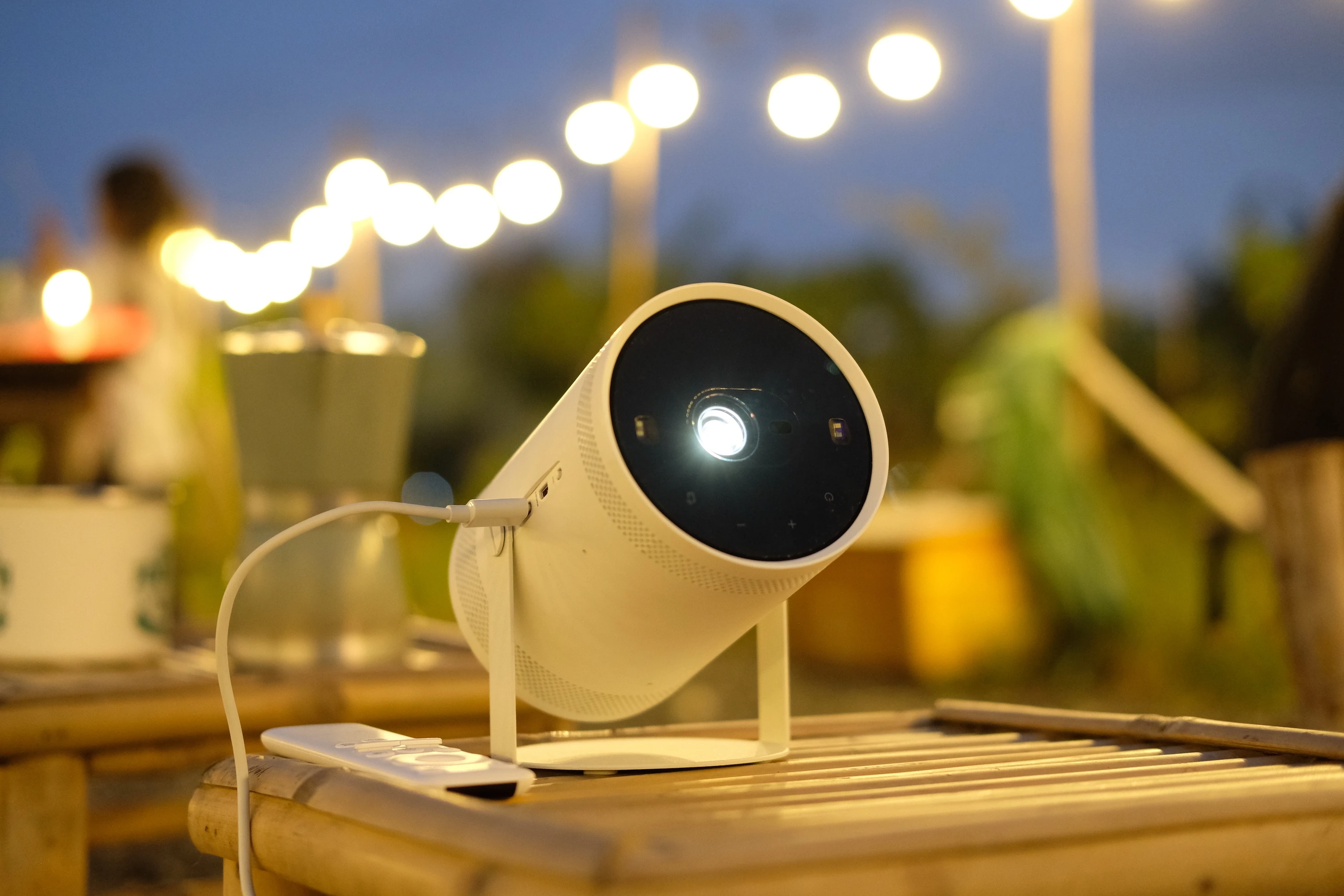 rap phim ngoai troi anh 9