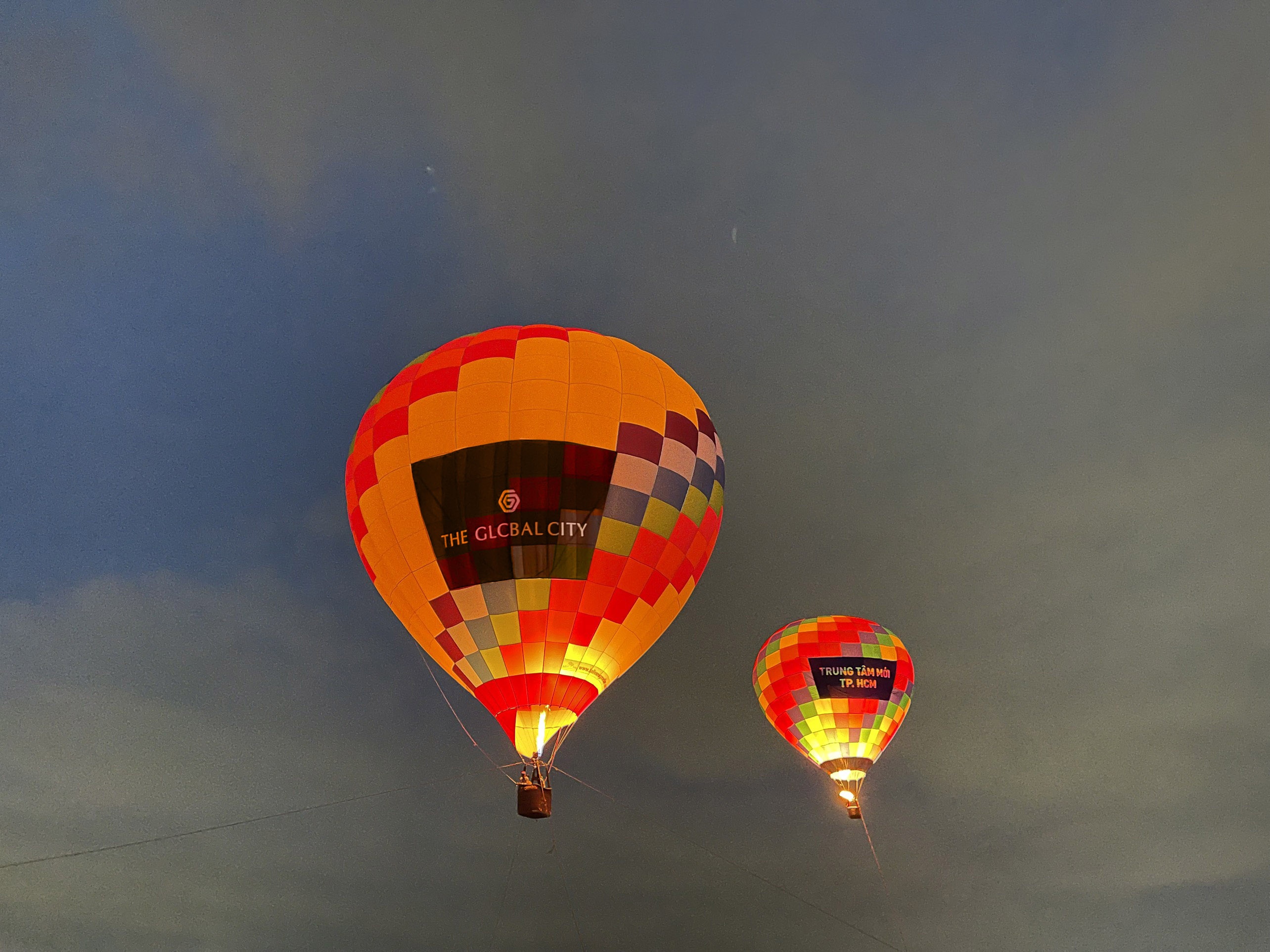 Khinh khi cau bay tai TP.HCM, don le hoi nhac nuoc lon nhat Dong Nam A hinh anh