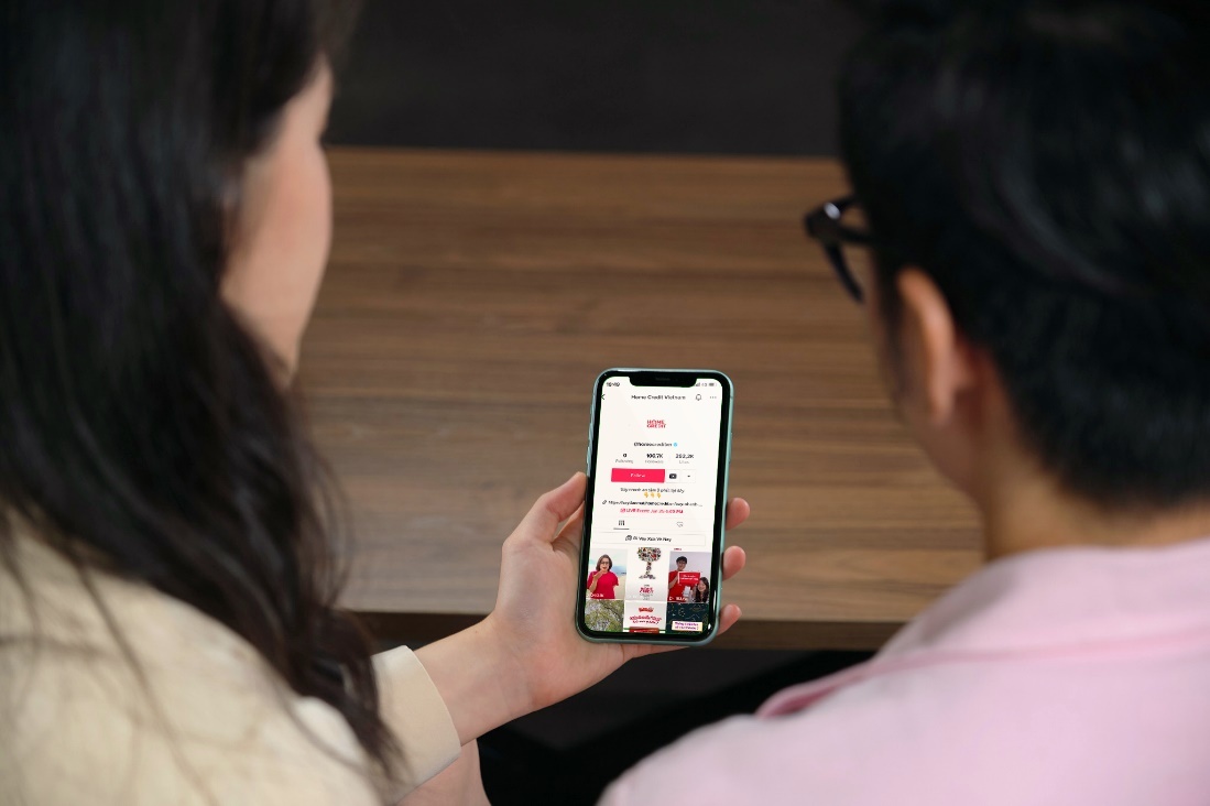 Home Credit no luc nang cao ky nang tai chinh cho nguoi Viet hinh anh