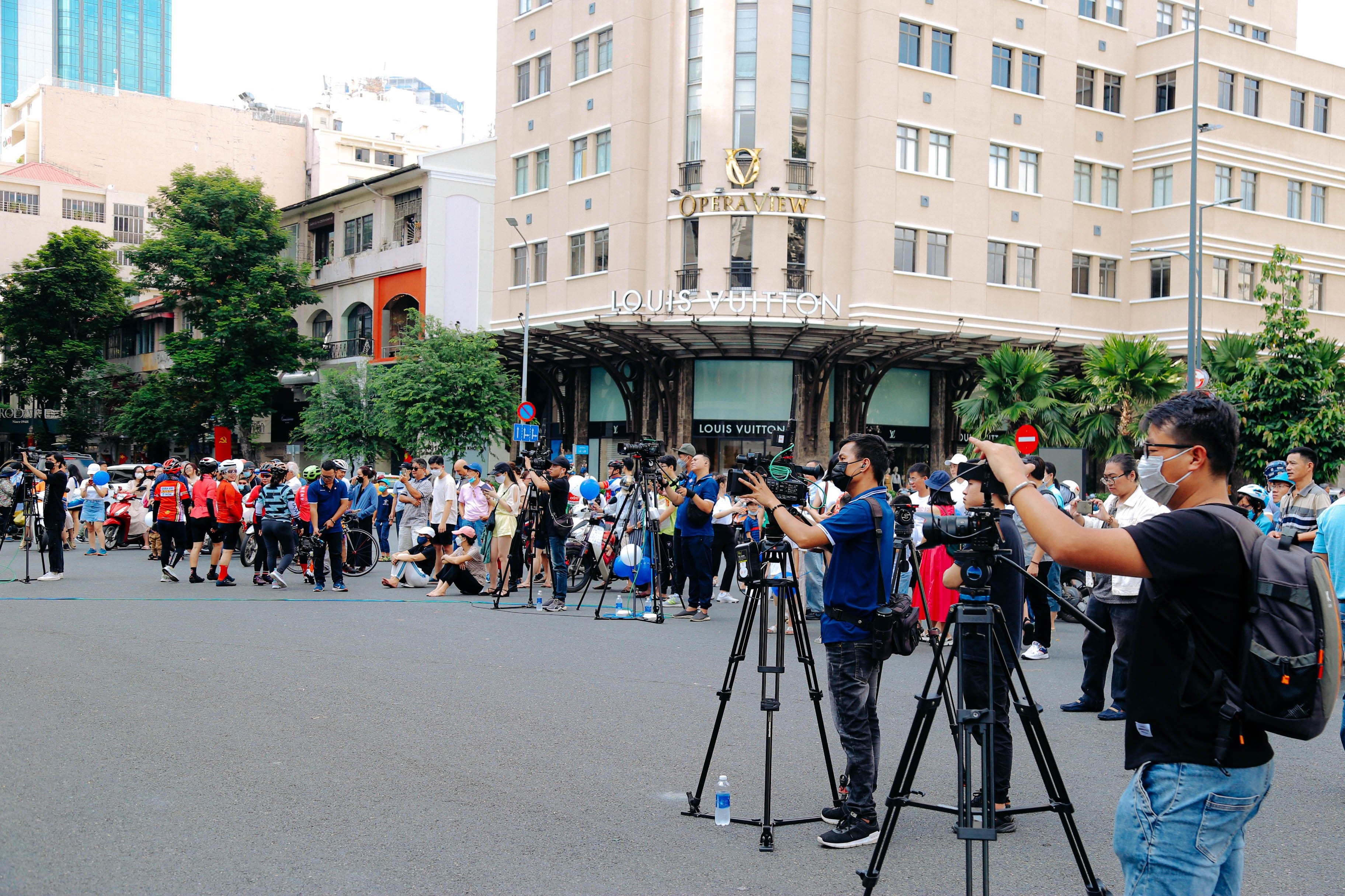 Volvo Car Vietnam anh 1