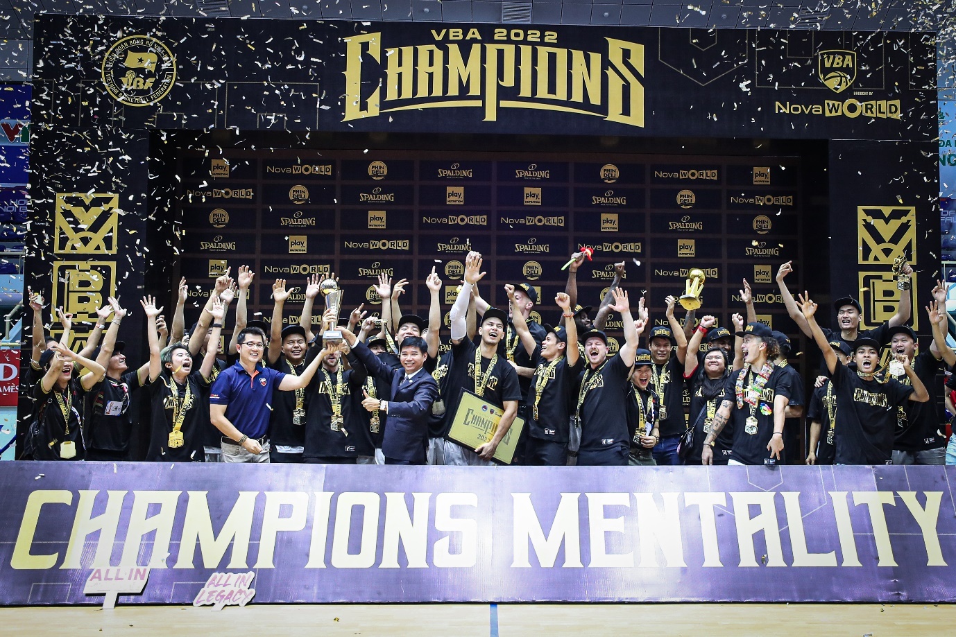 Hanoi Buffaloes anh 4