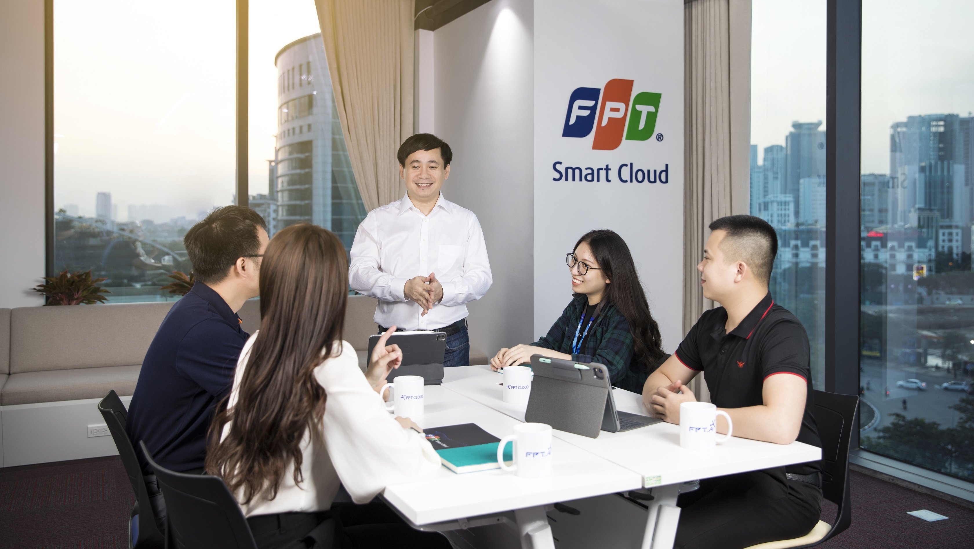 FPT Smart Cloud nhan giai tai Asian Technology Excellence Award 2022 hinh anh