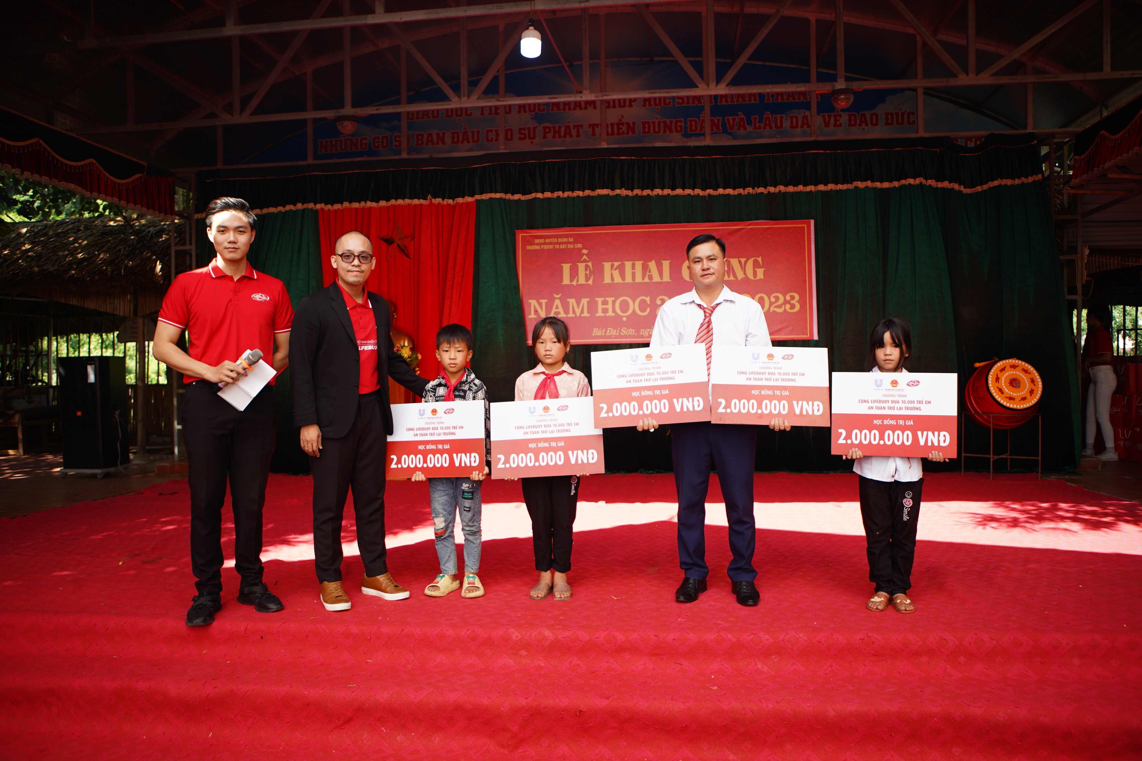 Nuoc rua tay Lifebuoy anh 8