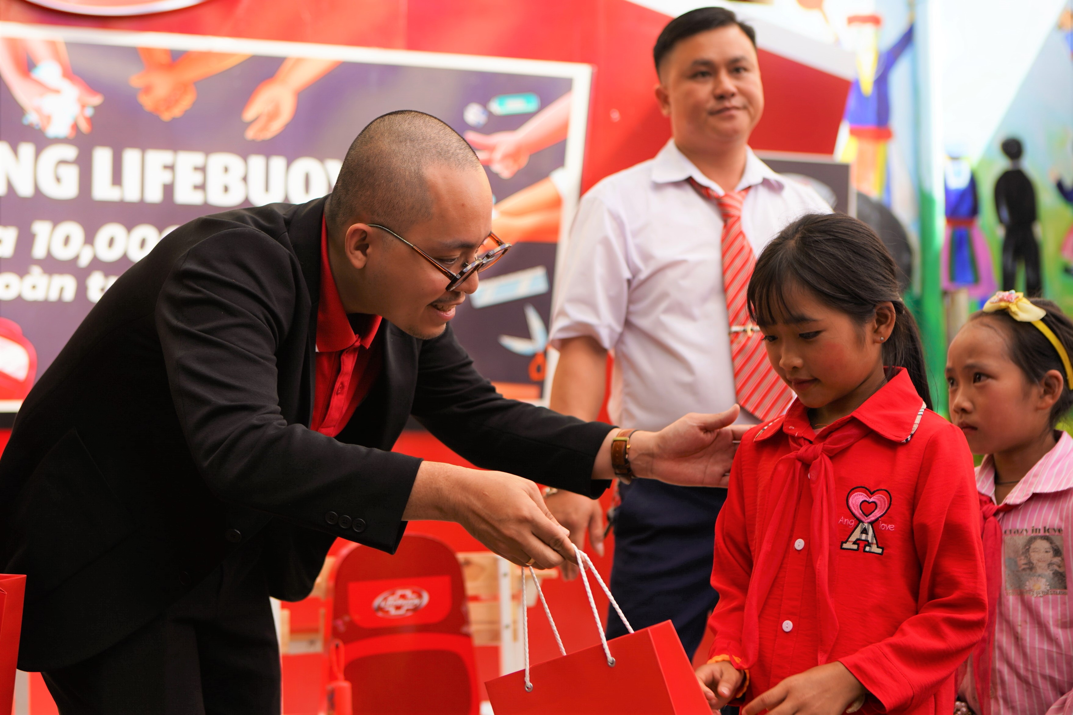 Nuoc rua tay Lifebuoy anh 12